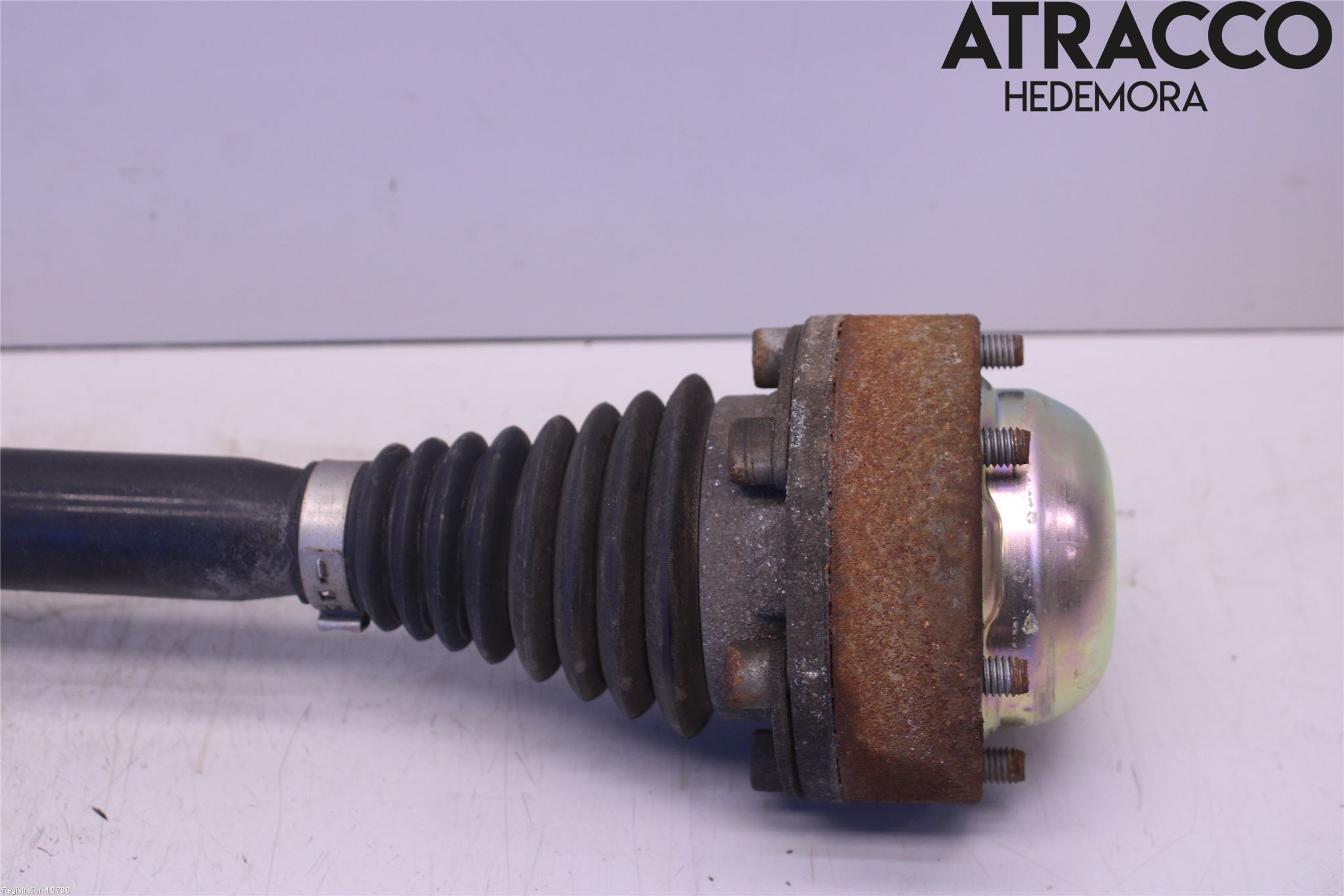 Audi A4/S4 B9 16-19 Drivaksel Bak Kompl Venstre