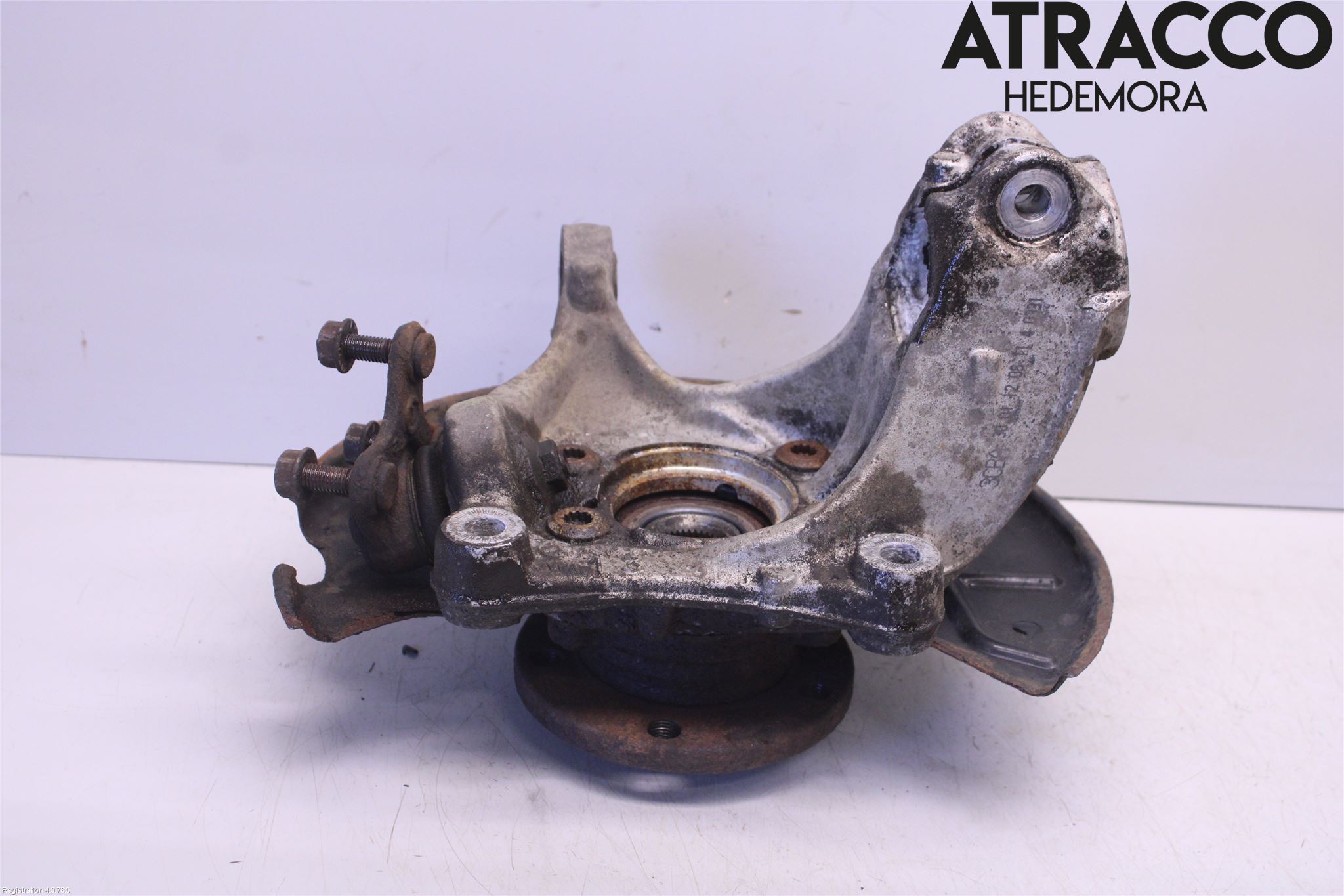 Volkswagen VW PASSAT 11-14 Spindel Vf