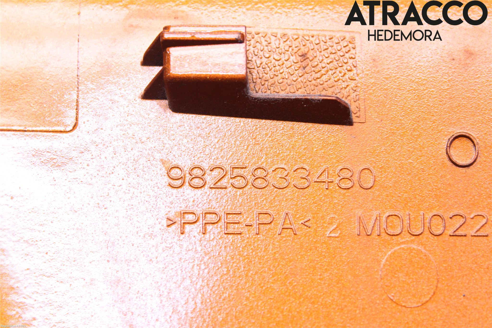 Peugeot 2008/E-2008 20- Drivstoff Tankluke