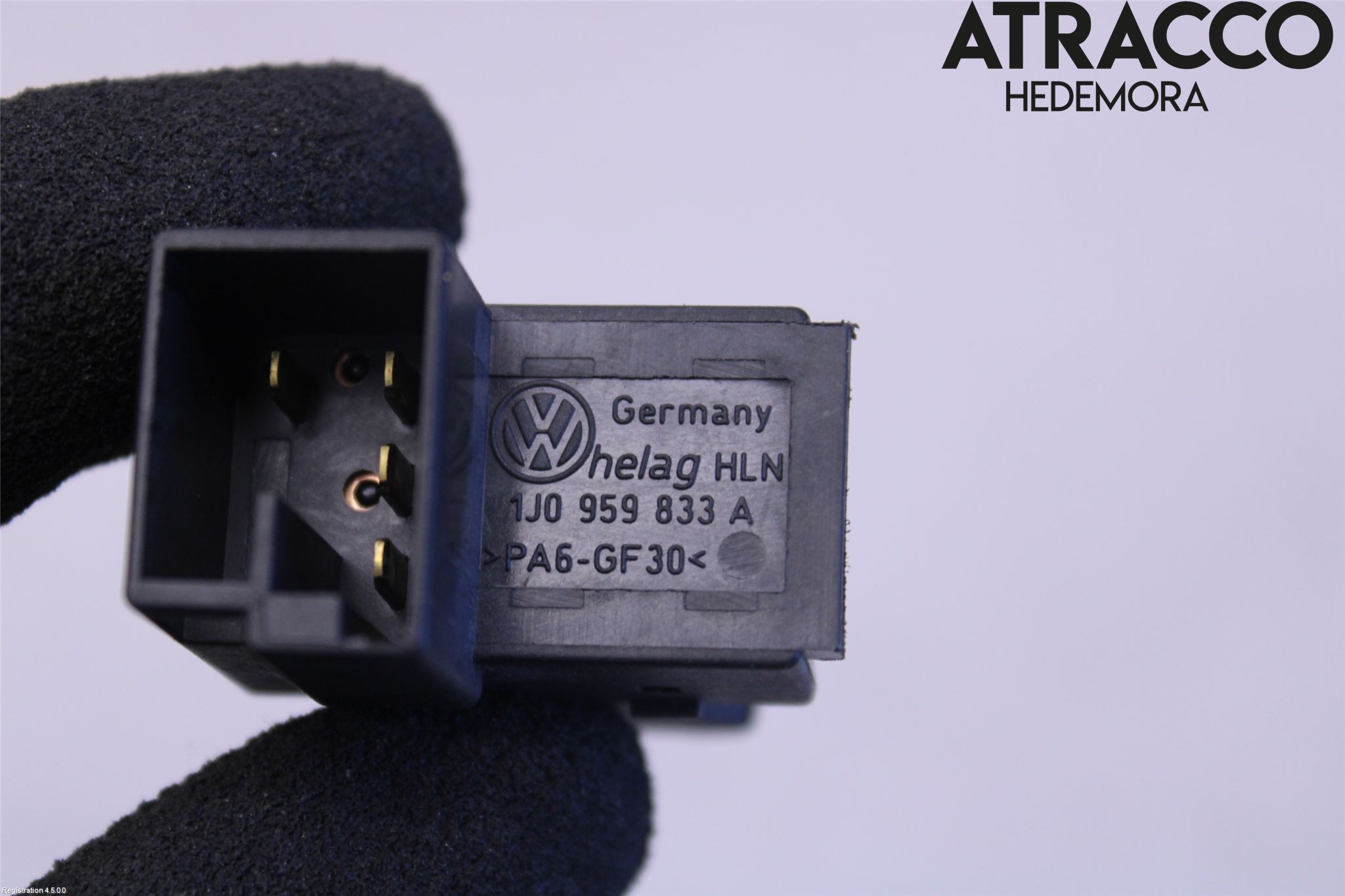Volkswagen VW PASSAT 01-05 Bryter Drivstoff Tankluke