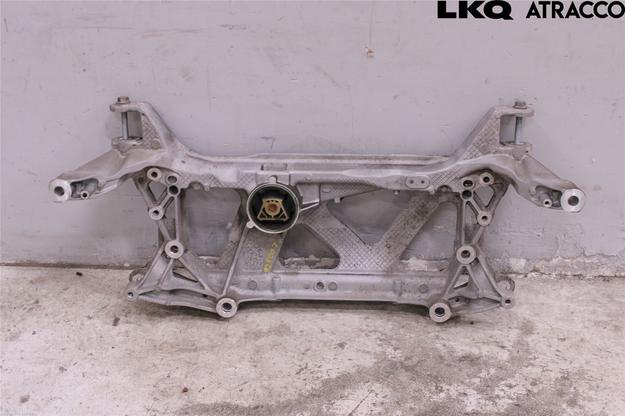 Audi A3/S3 8V 13-20 Forstillingsbjelke(Tvergående)