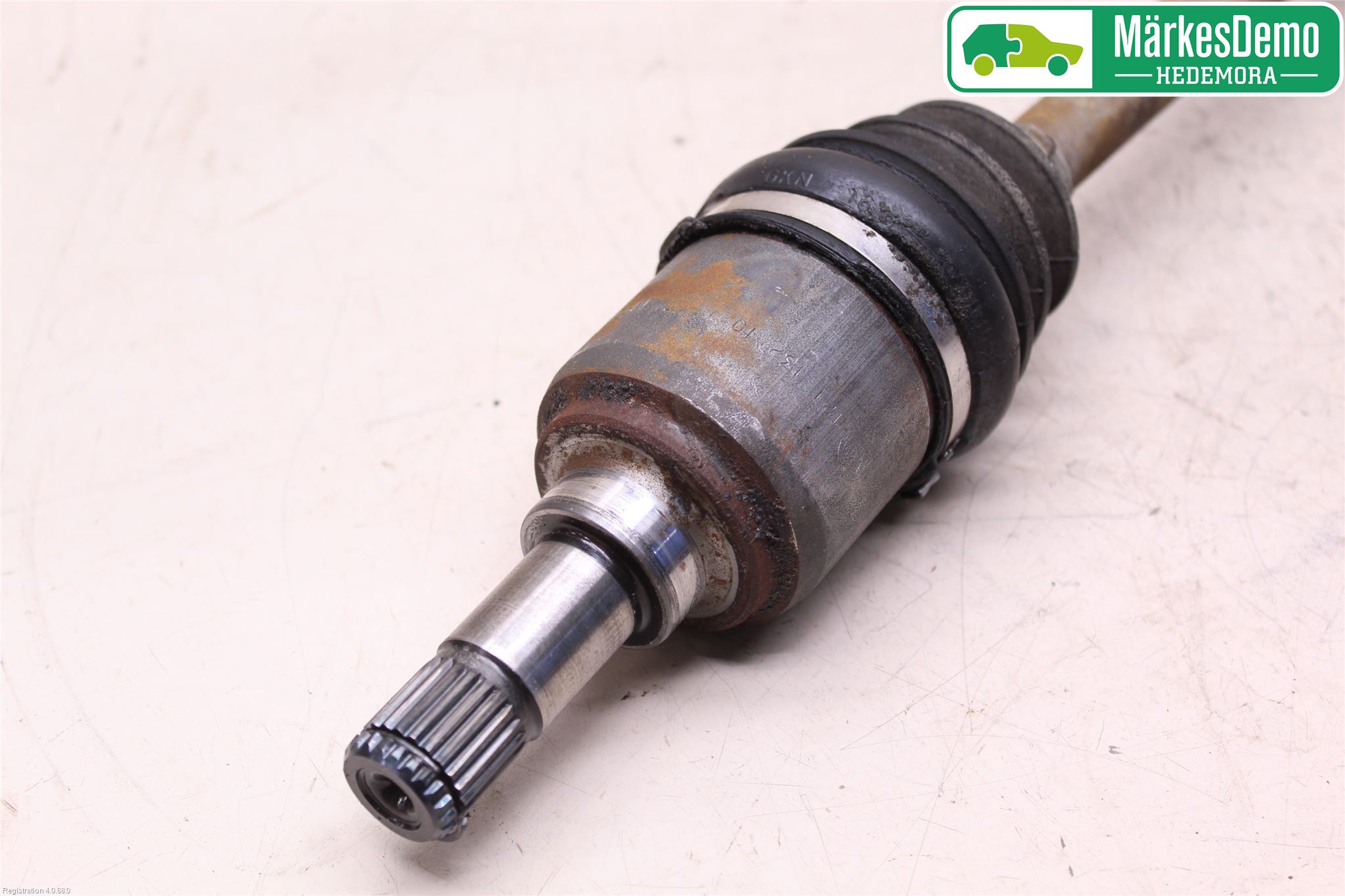 Ford KA 09-16 Drivaksel Foran Kompl Venstre