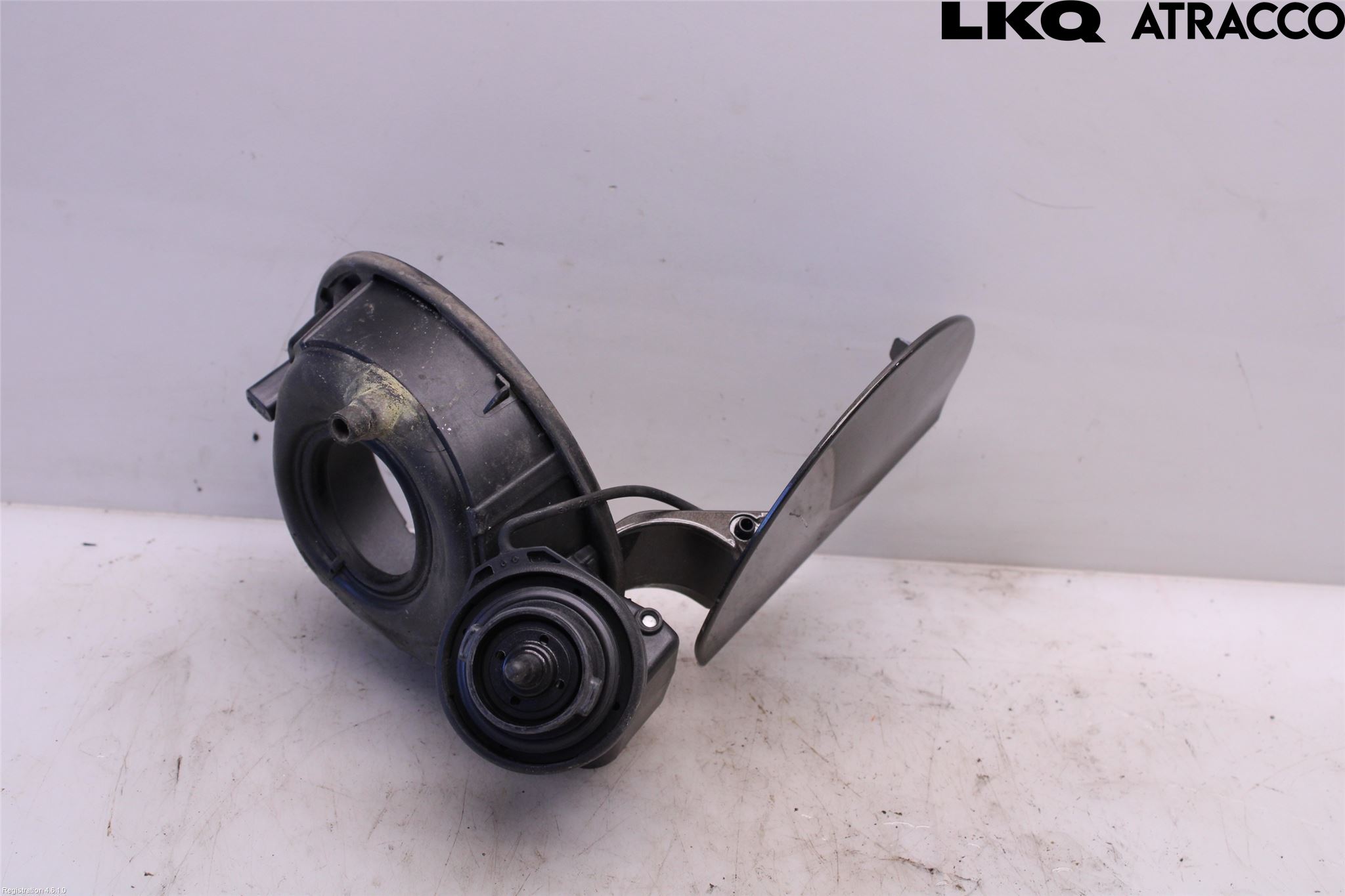 Volkswagen VW PASSAT 11-14 Drivstoff Tankluke