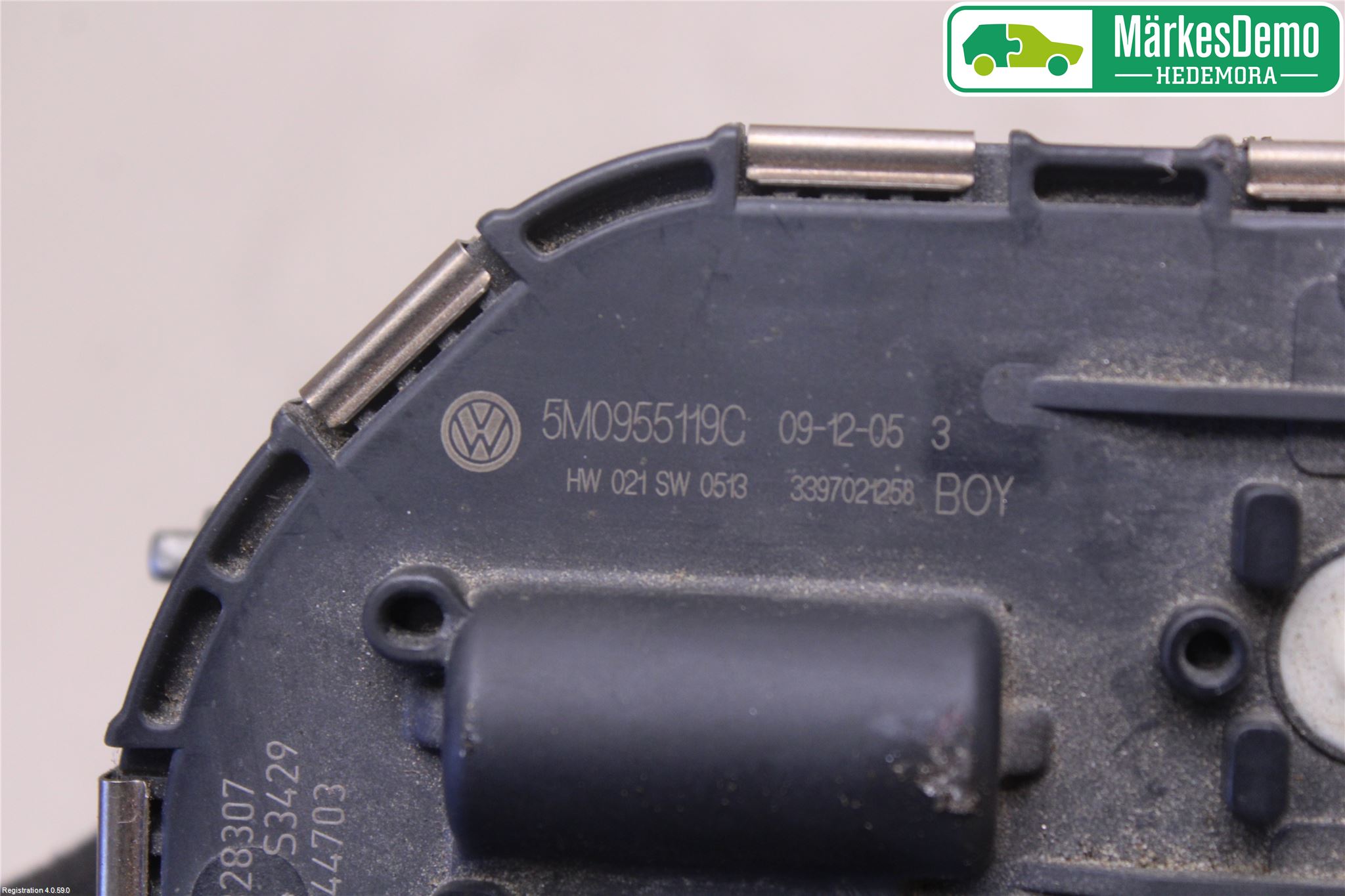 Volkswagen VW GOLF PLUS/CROSS GOLF 04-14 Viskermotor Frontrute