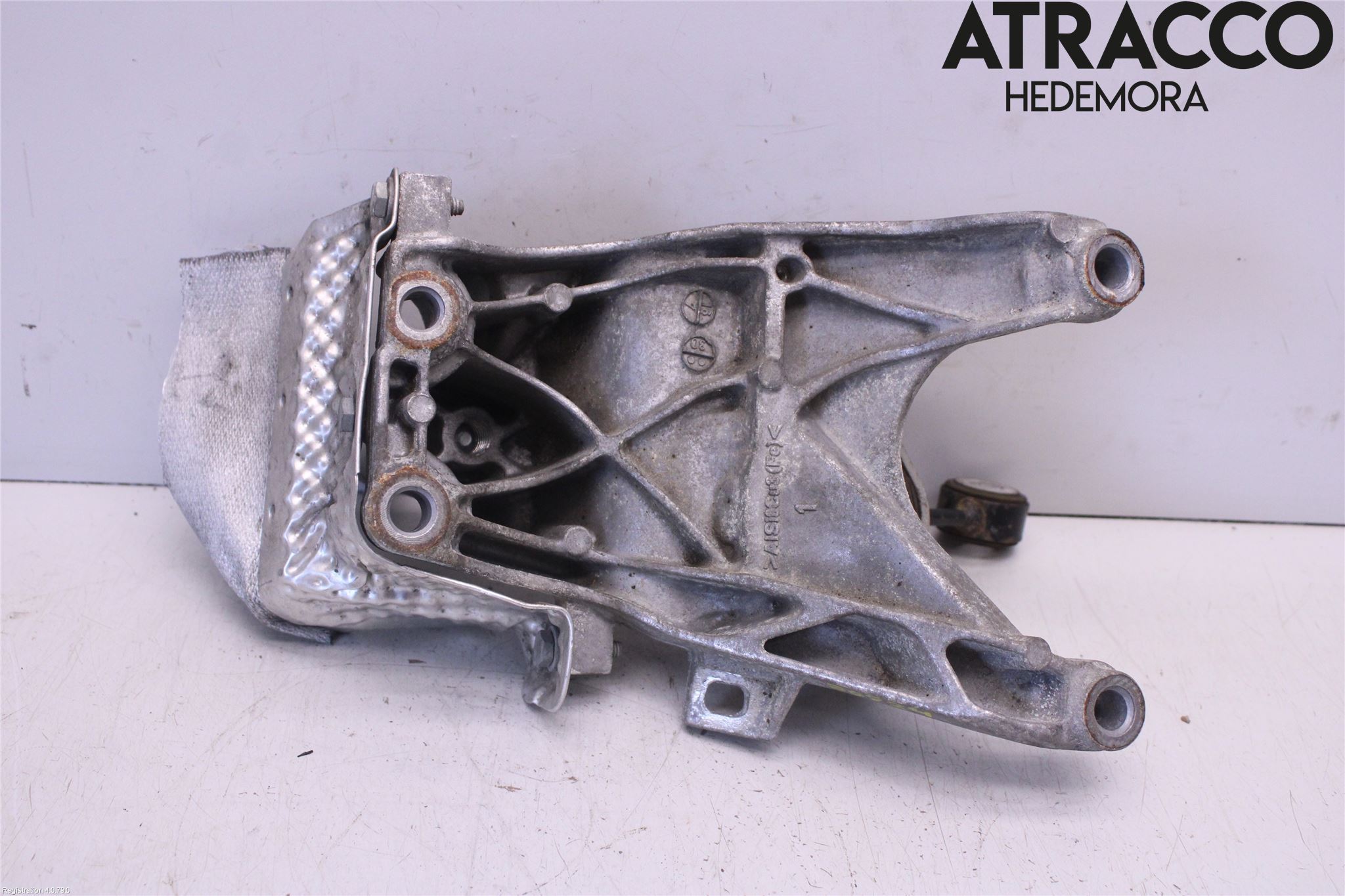 Audi A4/S4 B9 16-19 Motor Feste Stål-Alu
