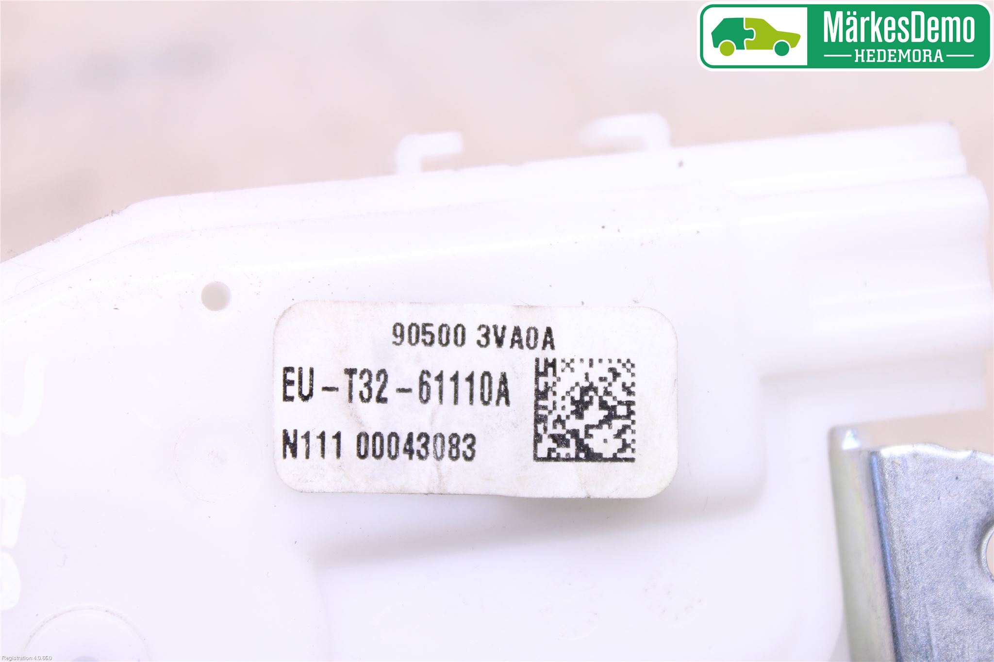 Nissan NOTE E12 14-20 Bakluke-Lokk Låsekasse