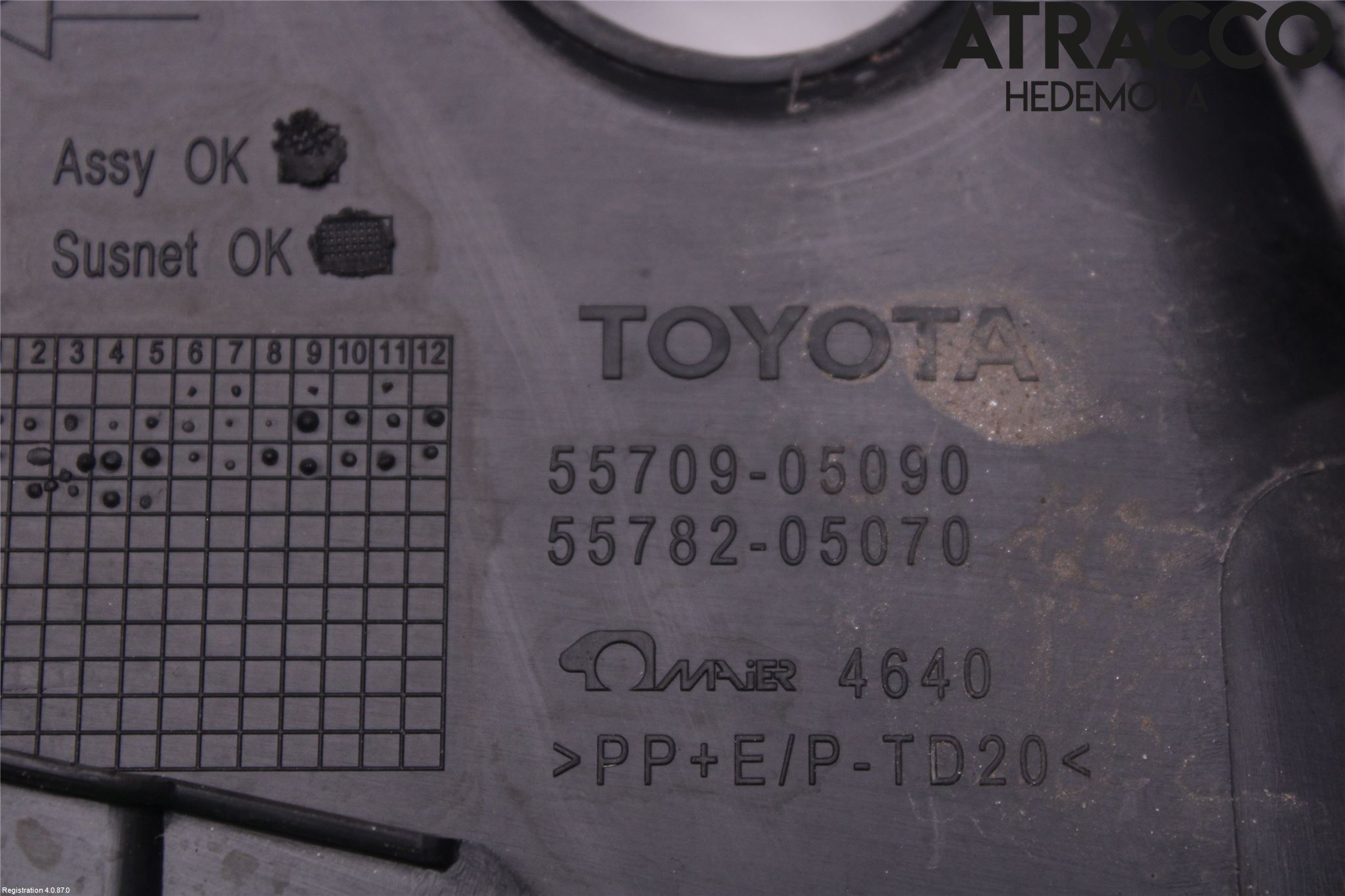 Toyota AVENSIS 09-15 Visker Deksel-Grill-Under Frr