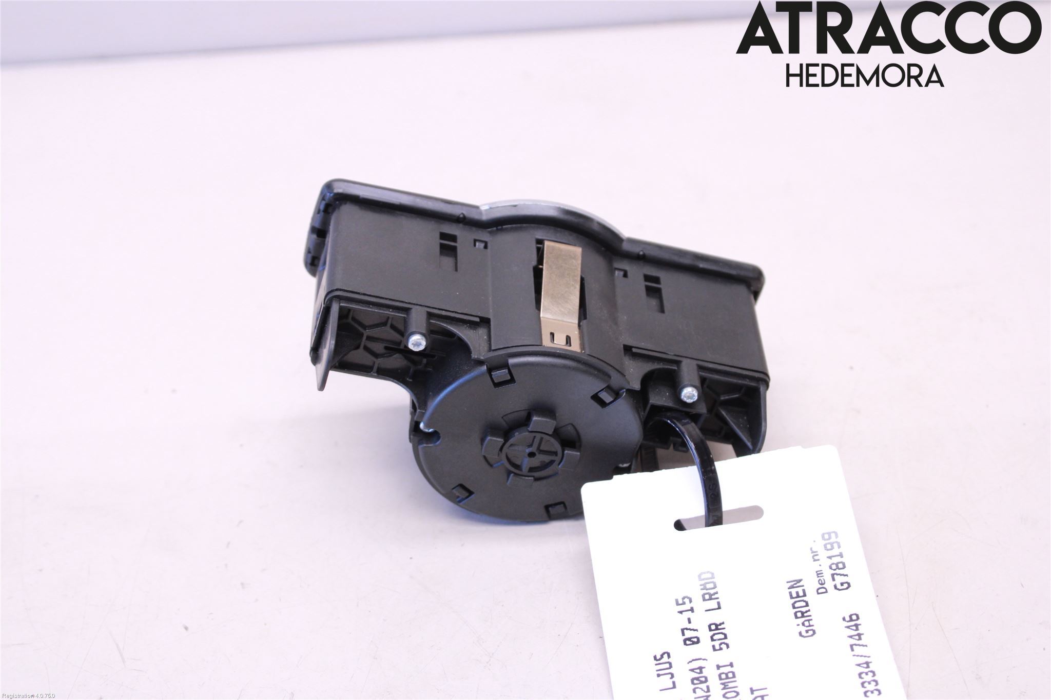 Mercedes-Benz MB C-KLASS (W204) 07-15 Bryter Hovedlys