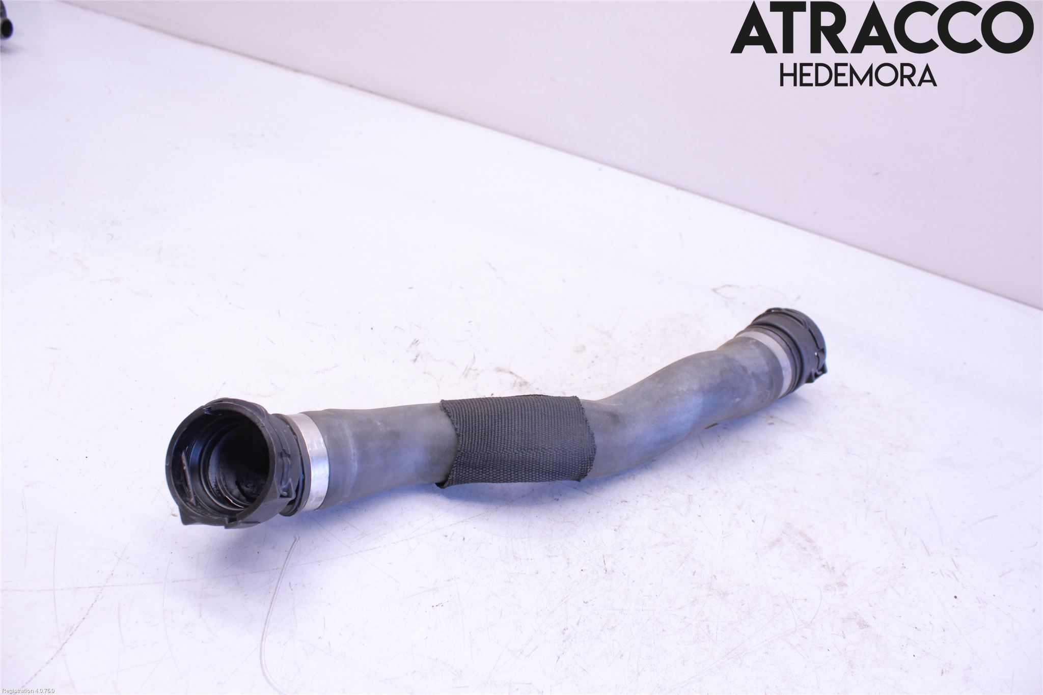 BMW 5 G30/G31/F90 17-23 Radiator Slange
