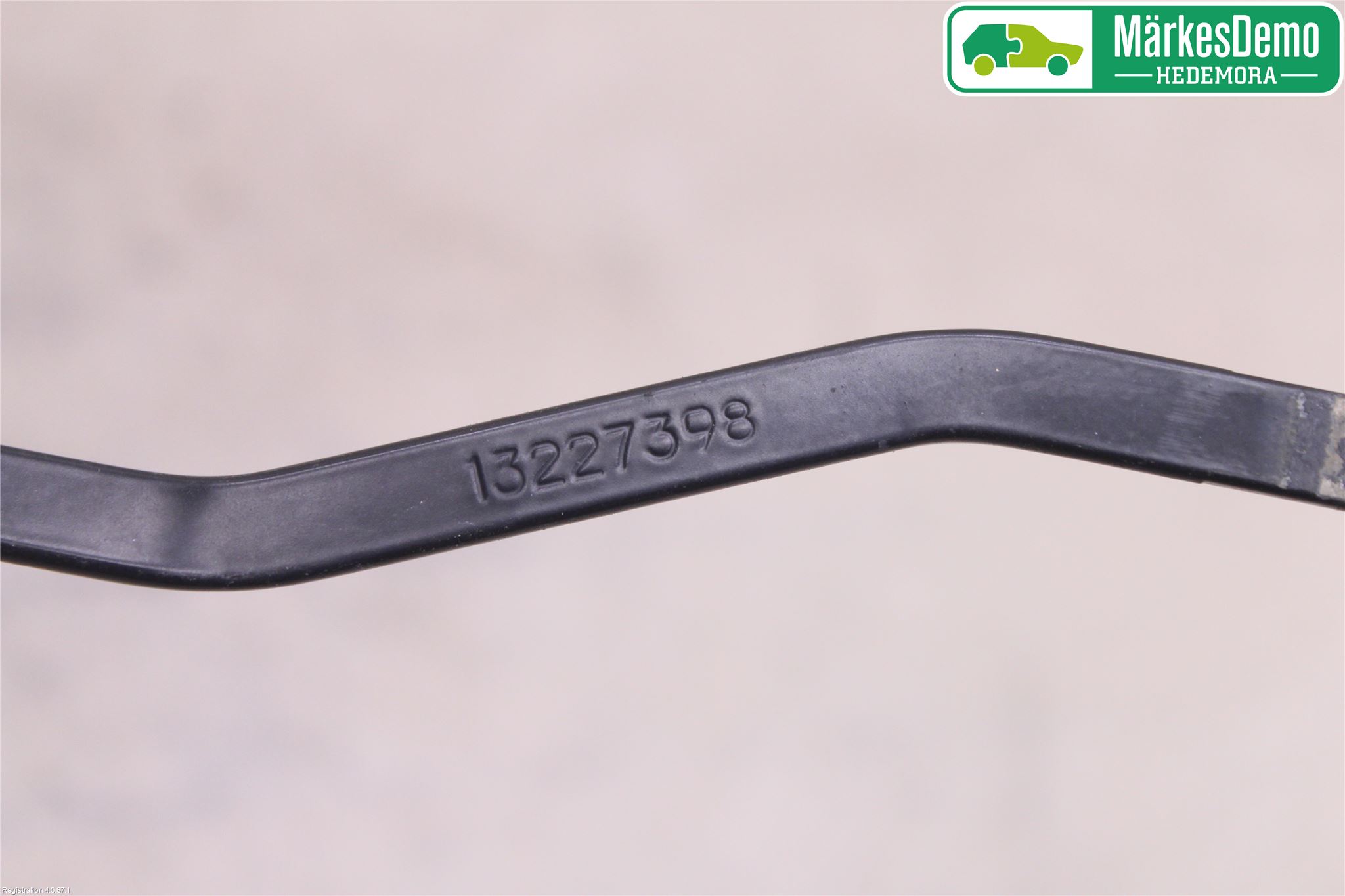 Opel INSIGNIA 09-16 Viskerarm-Armer Frontrute