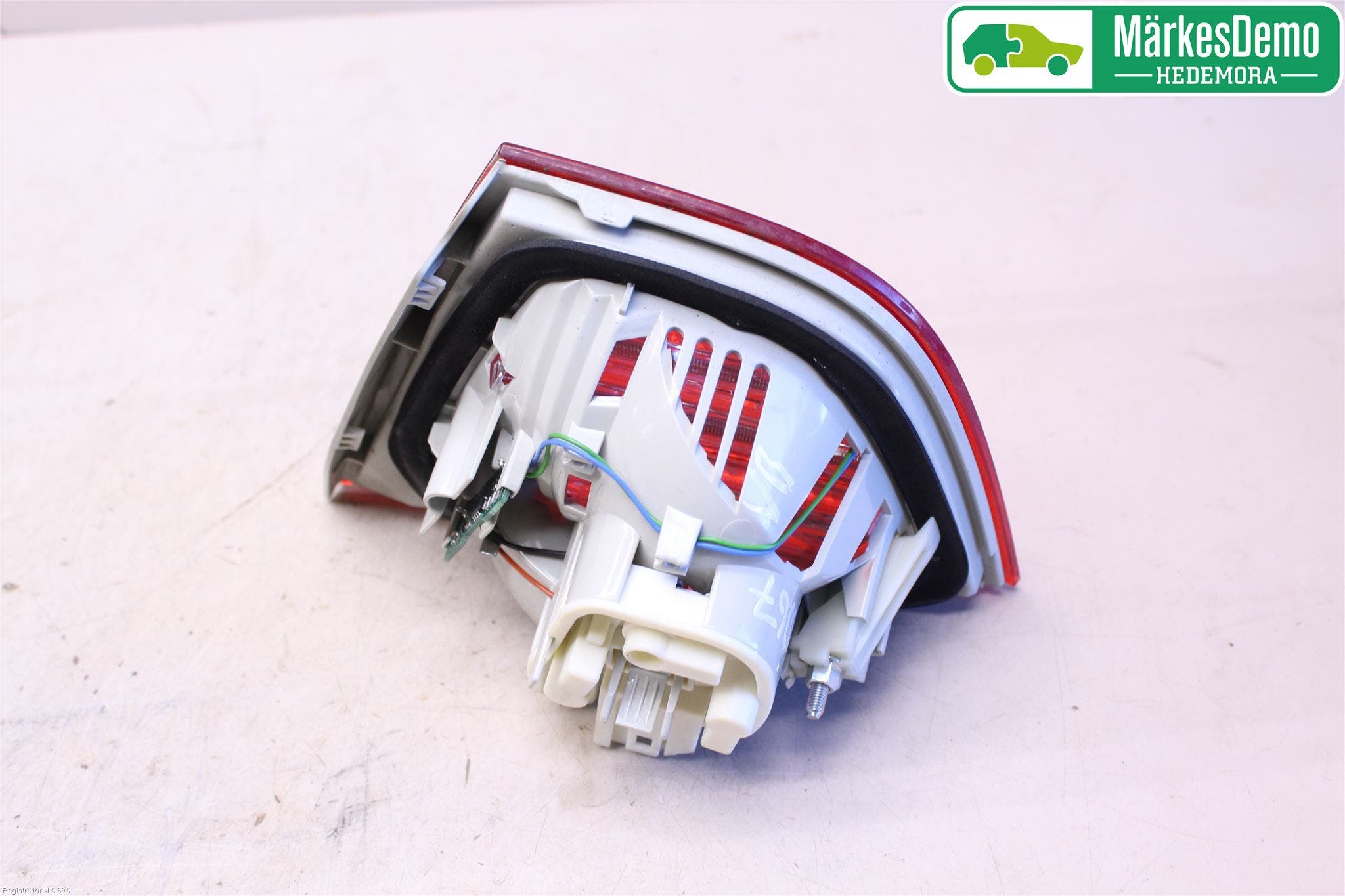 BMW 3 E90/91 SED/TOU 05-12 Baklykt Venstre På Luke(Indre
