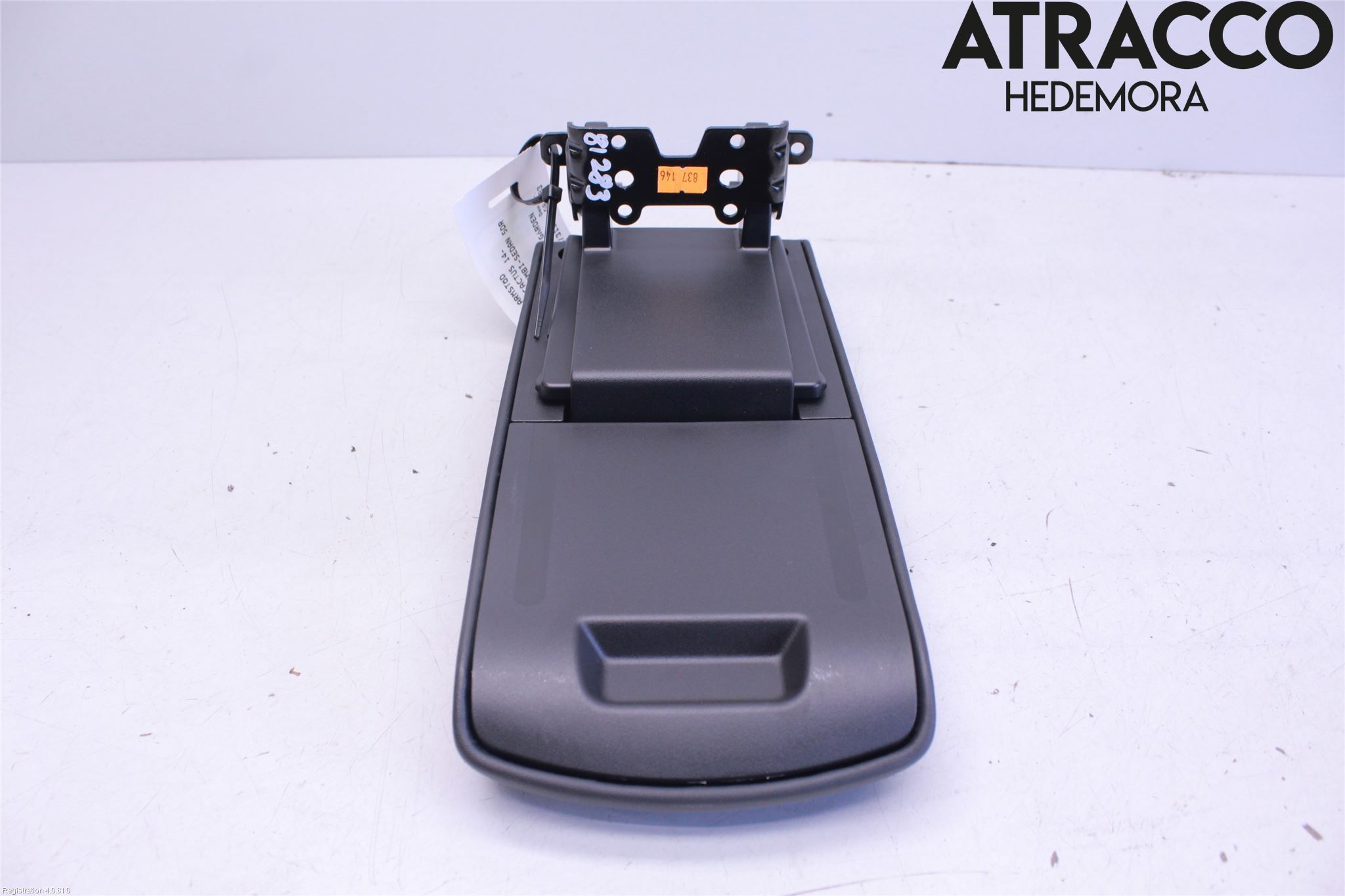 Citroen C4/E-C4 C4X/E-C4X III 21- Innr Armlene