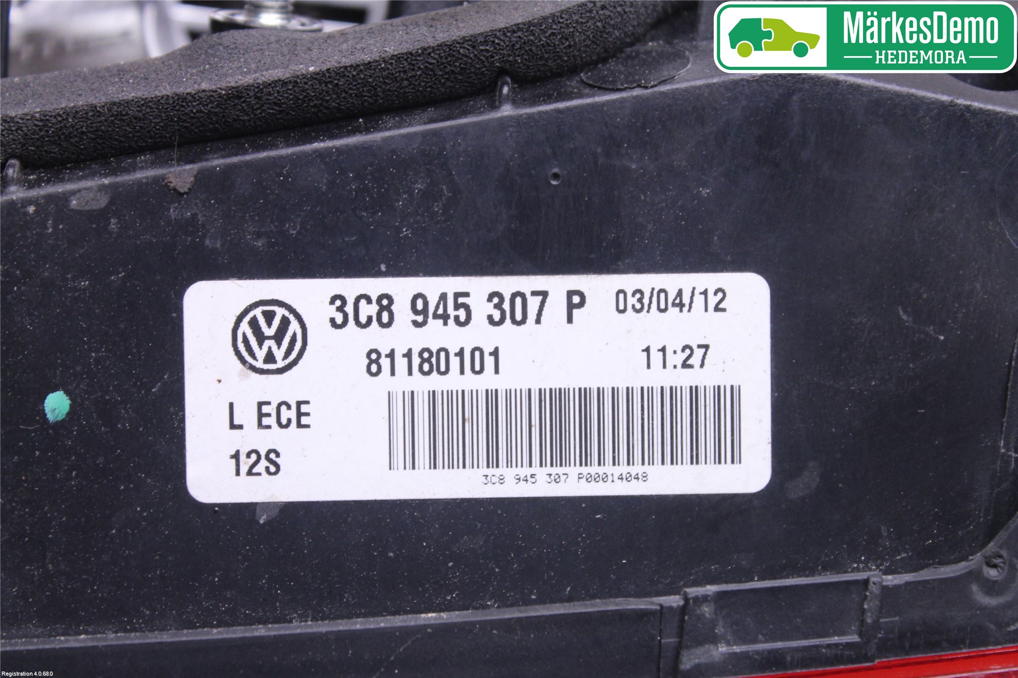 Volkswagen VW PASSAT CC 08-16 Baklykt Venstre  På Luke(Indre