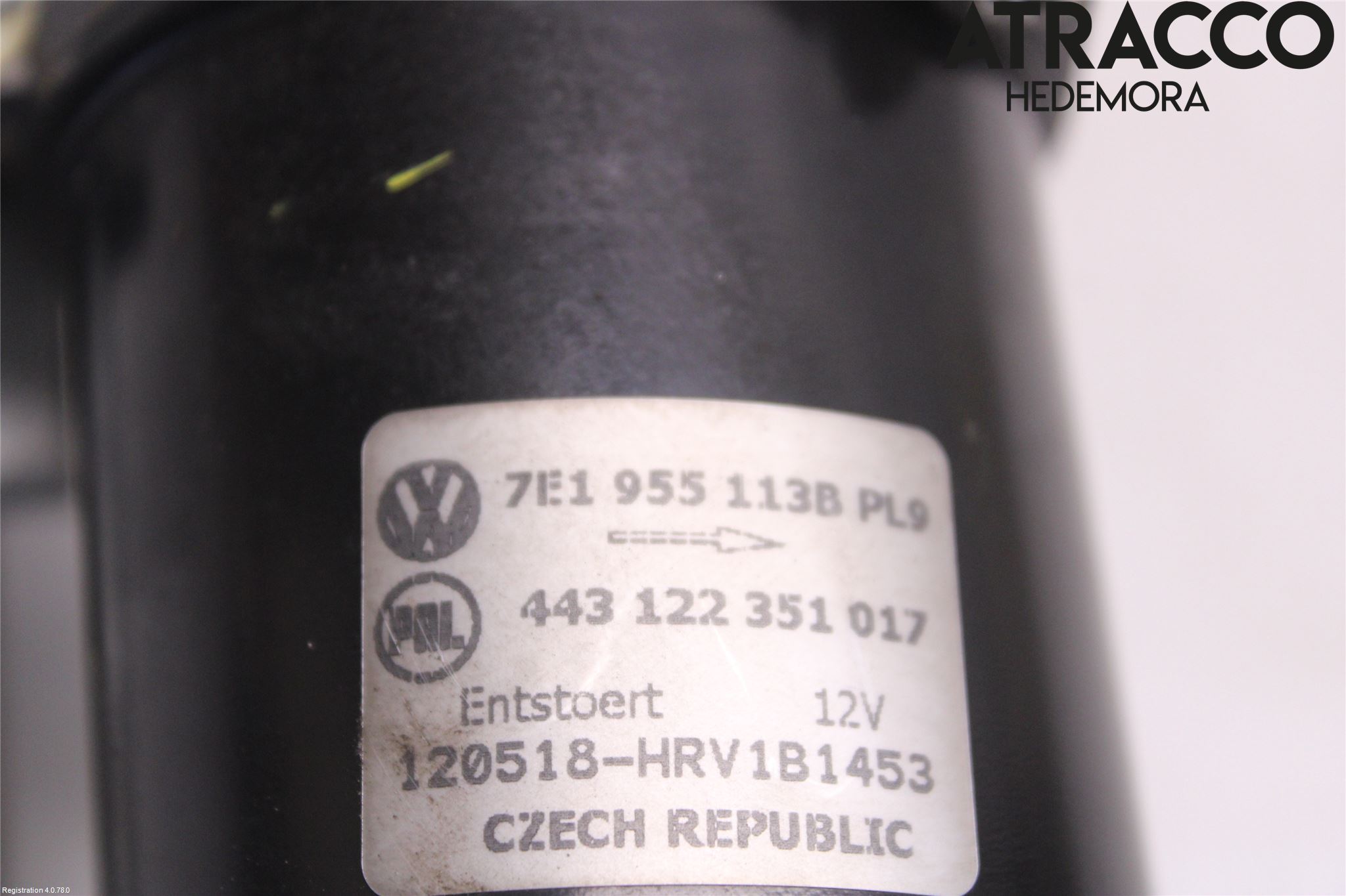 Volkswagen VW TOURAN 10-15 Viskermotor Frontrute