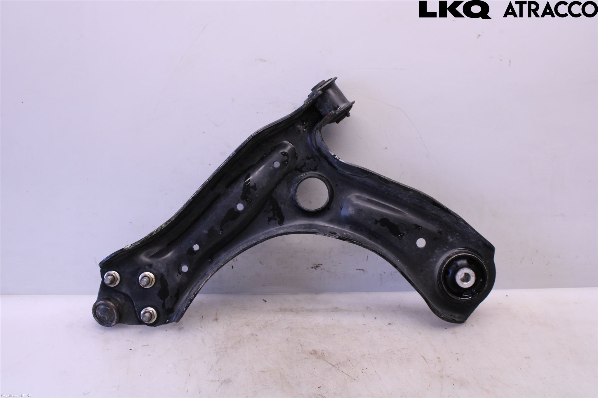 Volkswagen VW POLO 10-17 Bærearm Foran Høyre Nedre