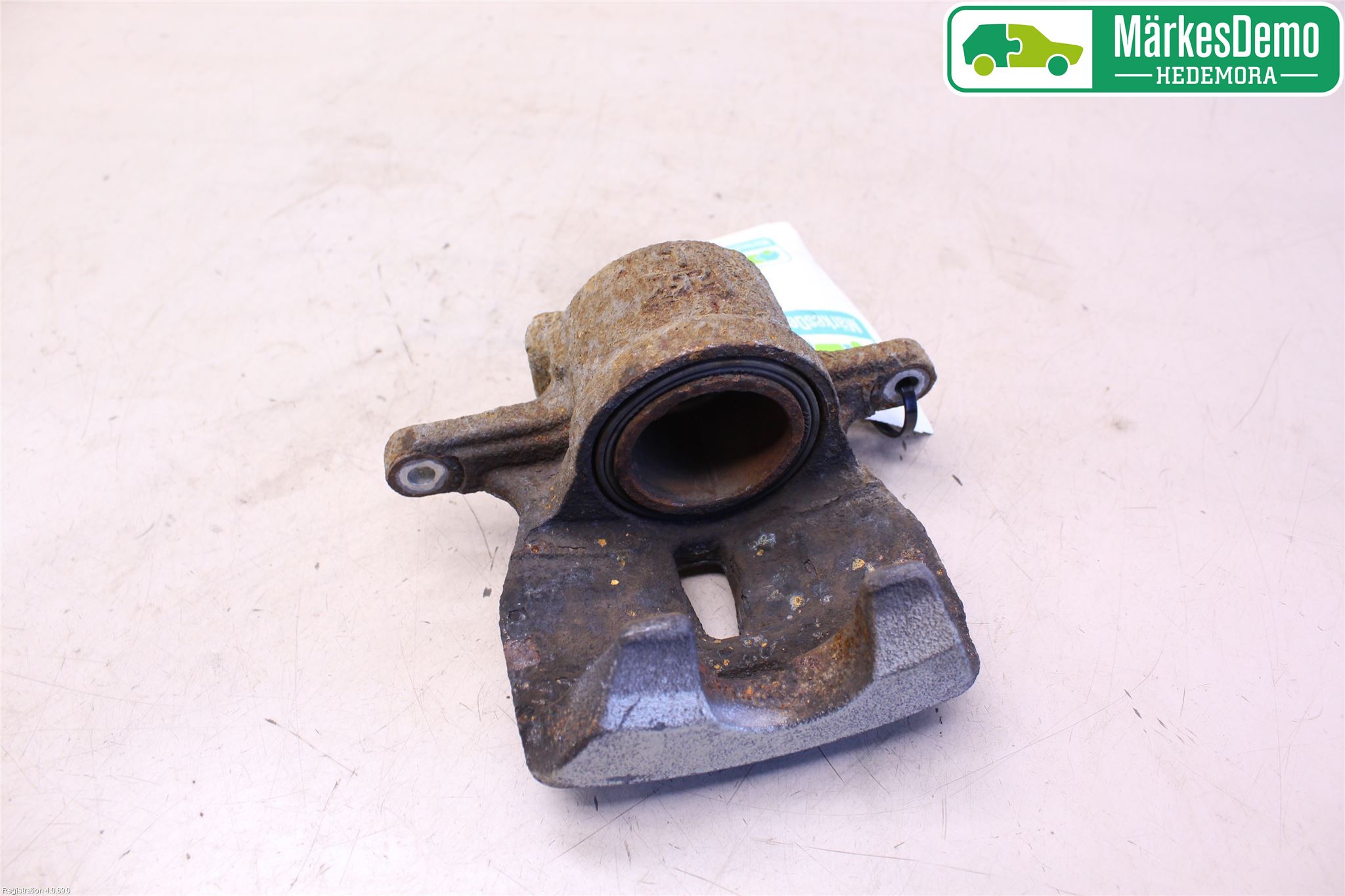 Toyota YARIS XP130 12-14 Bremsecaliper Foran Venstre