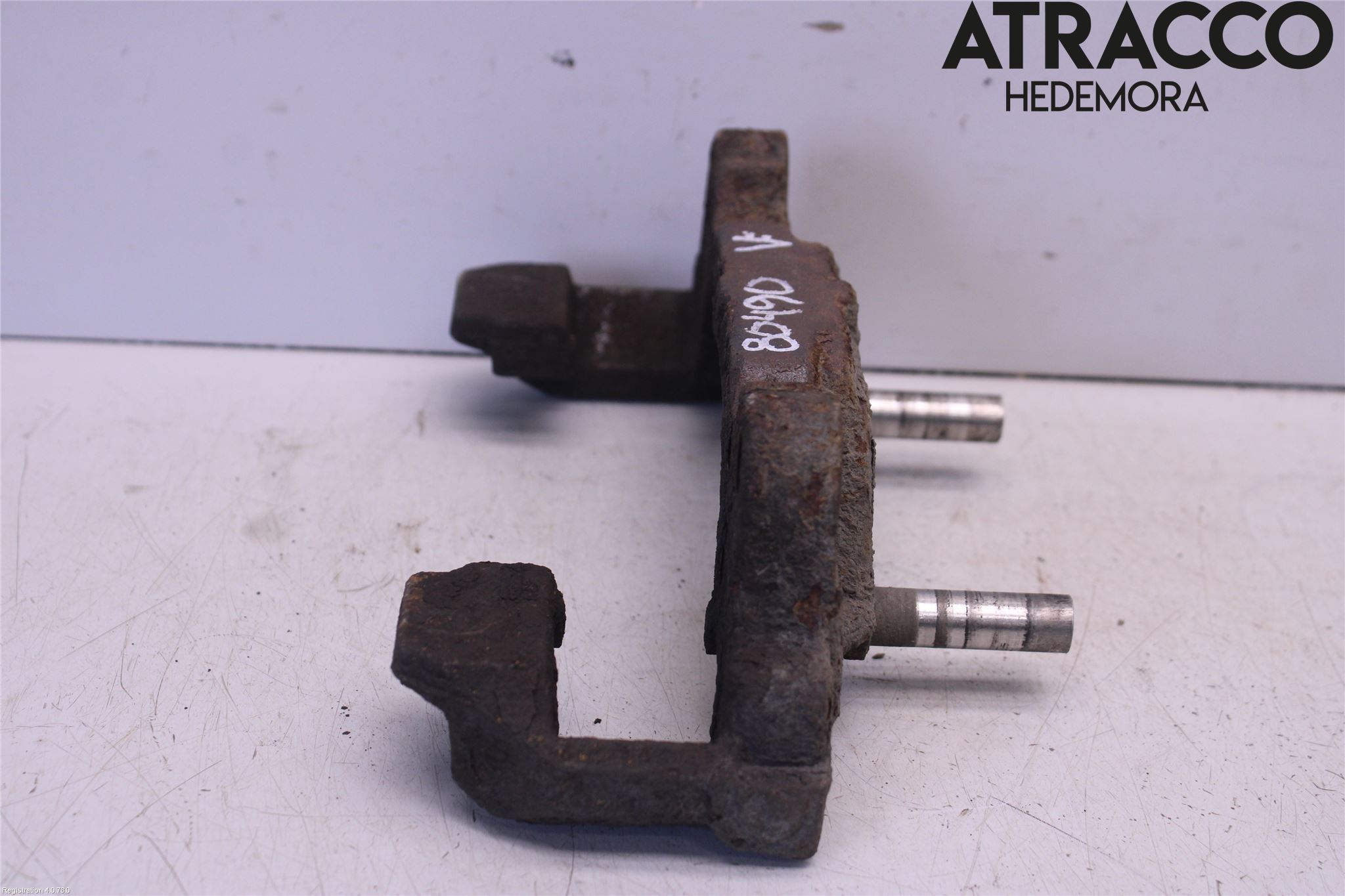 Volkswagen VW GOLF V 04-09 Bremsecaliper Feste Holder