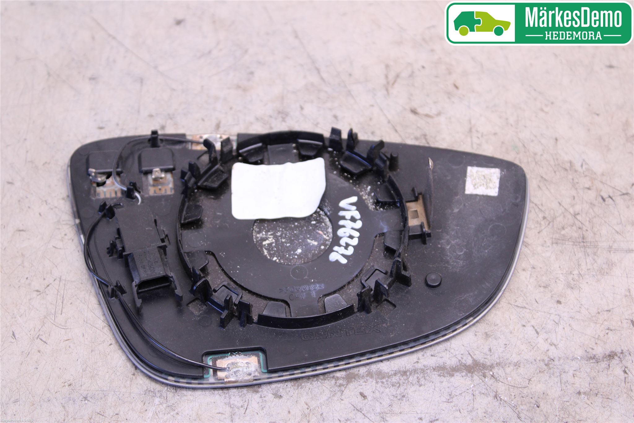 Volkswagen VW PASSAT 11-14 Speil Glass V