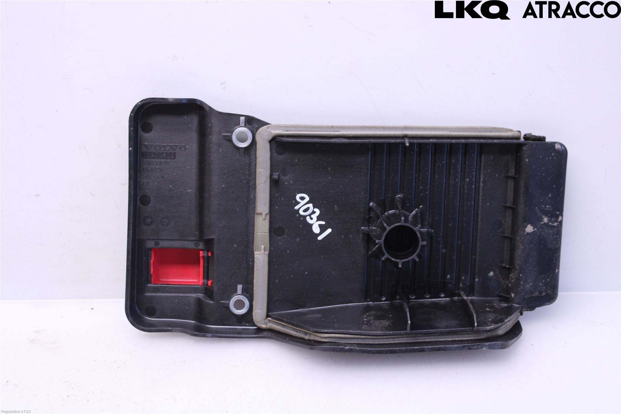Volvo V90 17->> Batterikasse - Feste - Holder