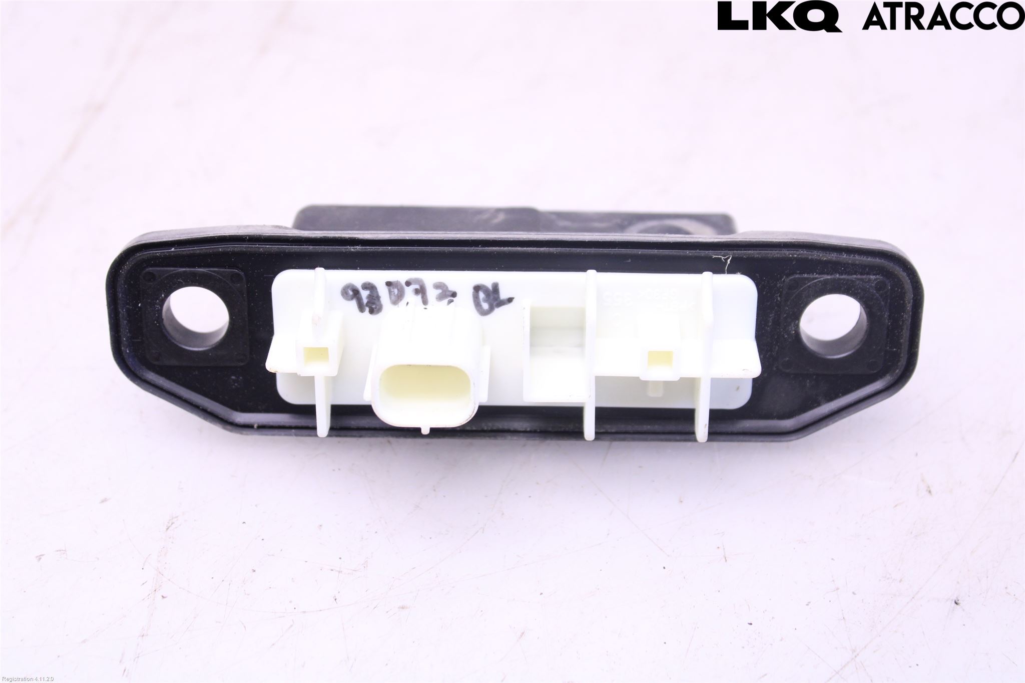 Toyota RAV4 19- Bakluke Handtak Ytre