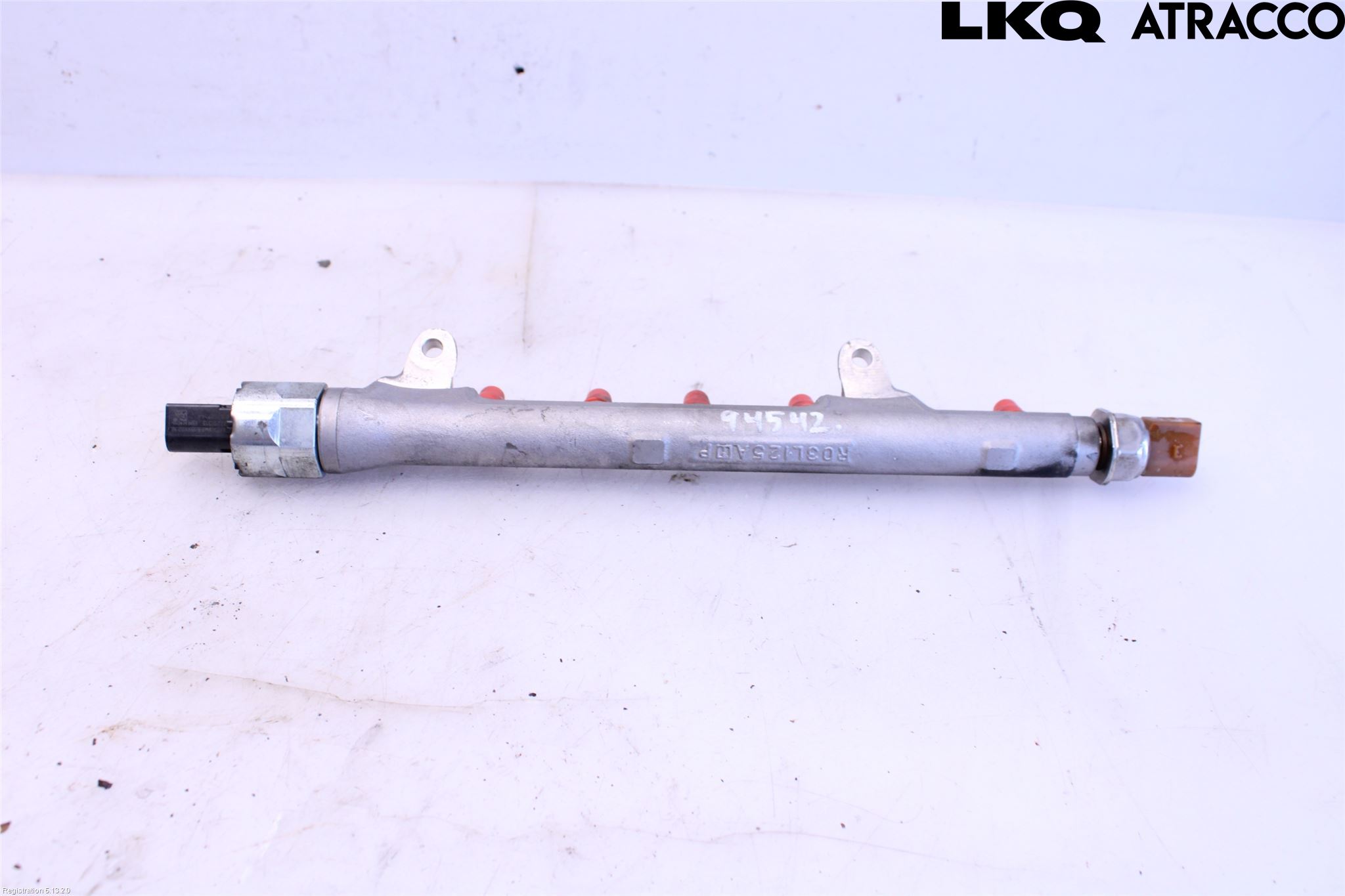 Volkswagen VW GOLF VI 09-13 Inj. Fuelrail