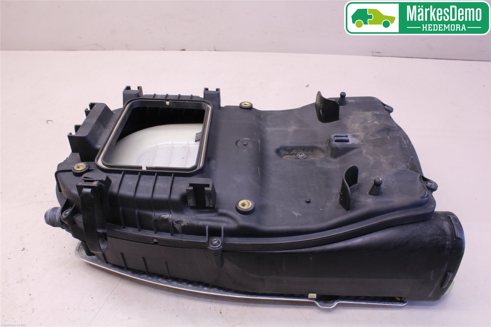 Mercedes-Benz MB E-KLASS (W212) 09-16 Luftfilter Boks