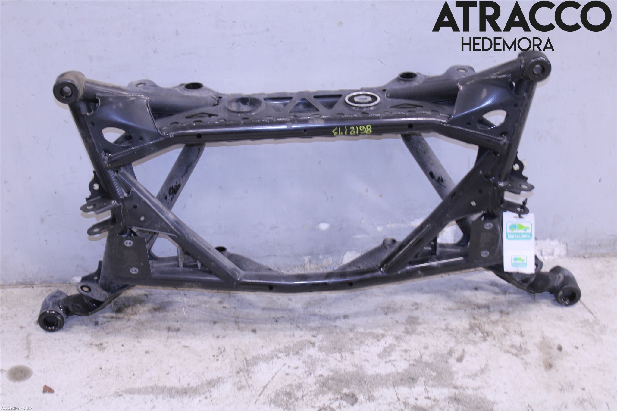 BMW 4 F32/F33/F82/F83 13-20 Bakaksel Feste Travers-Ramme