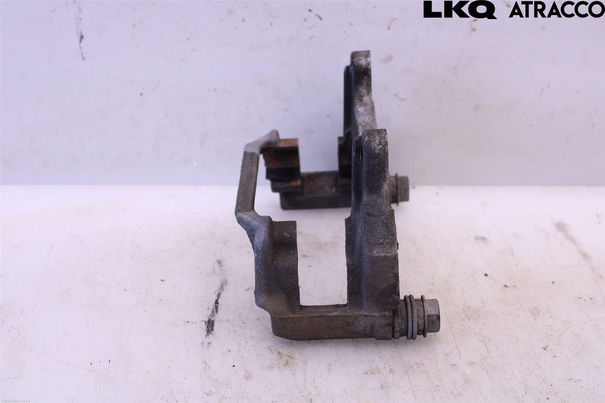 Audi A6 F2/C8 19- Bremsecaliper Feste Holder