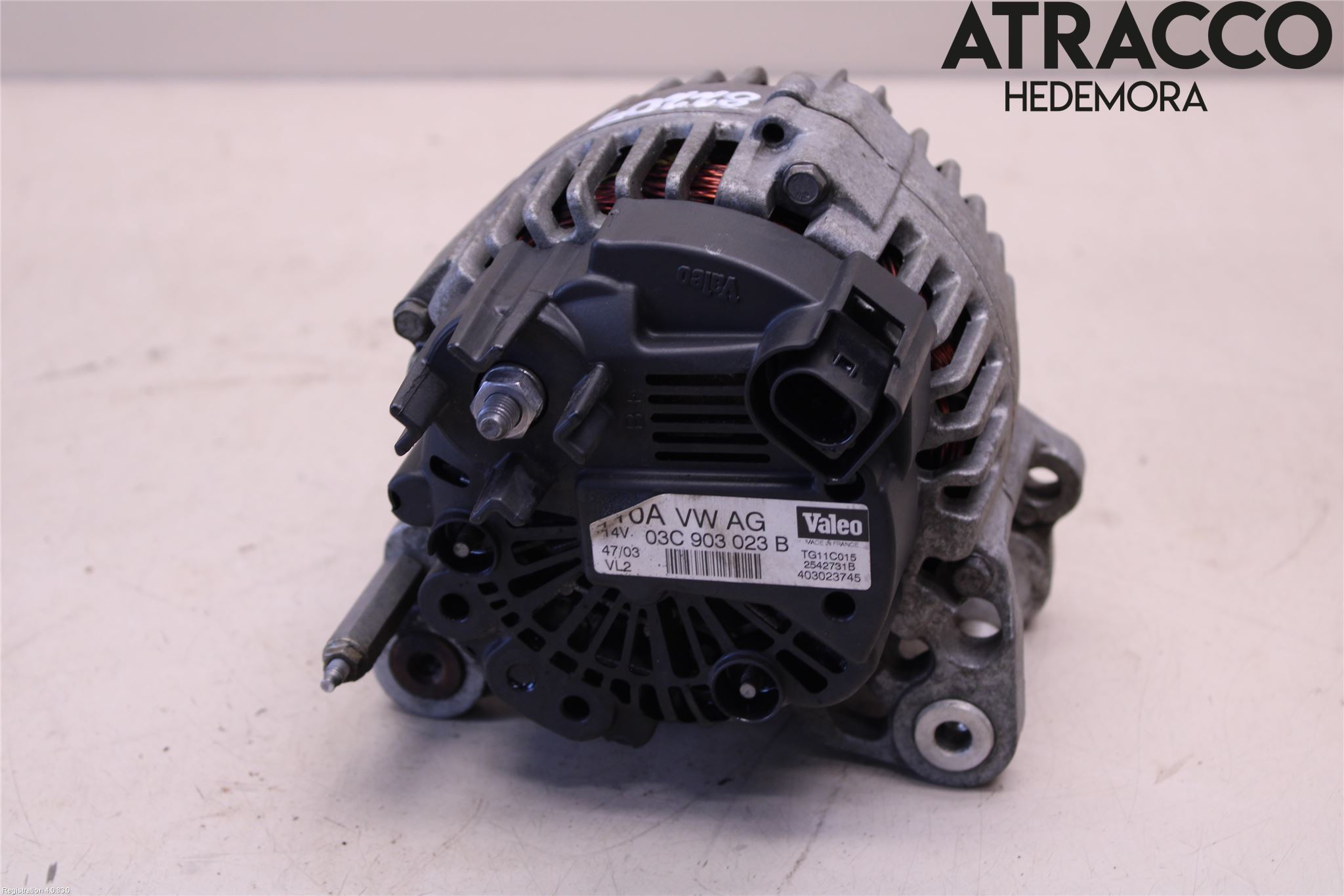 Volkswagen VW GOLF V 04-09 Dynamo