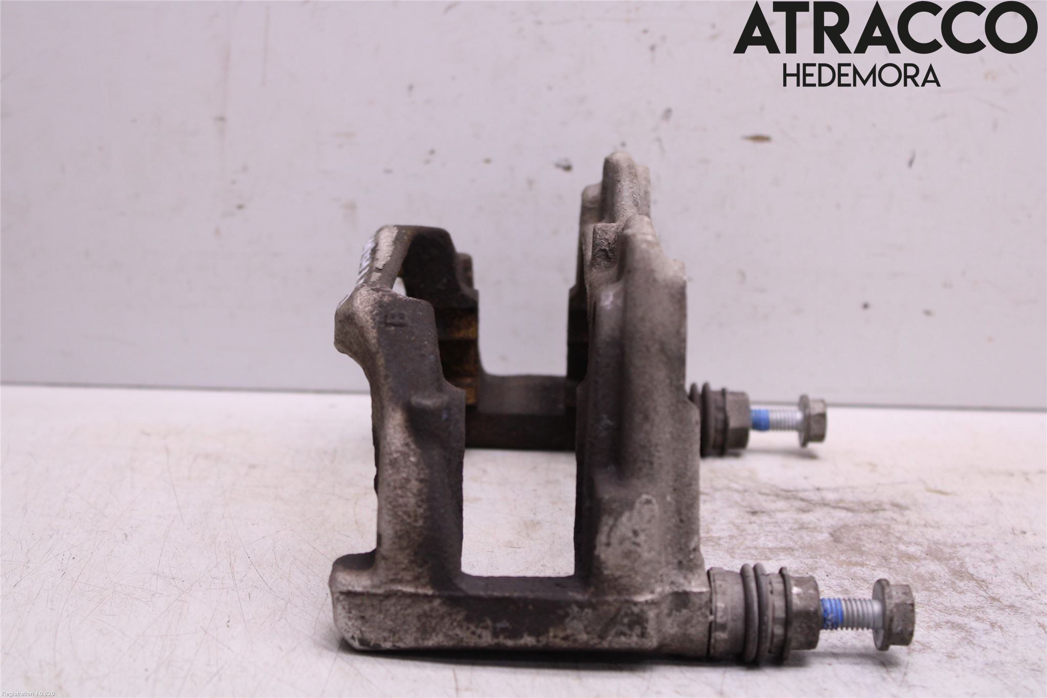 BMW 5 G30/G31/F90 17-23 Bremsecaliper Feste Holder