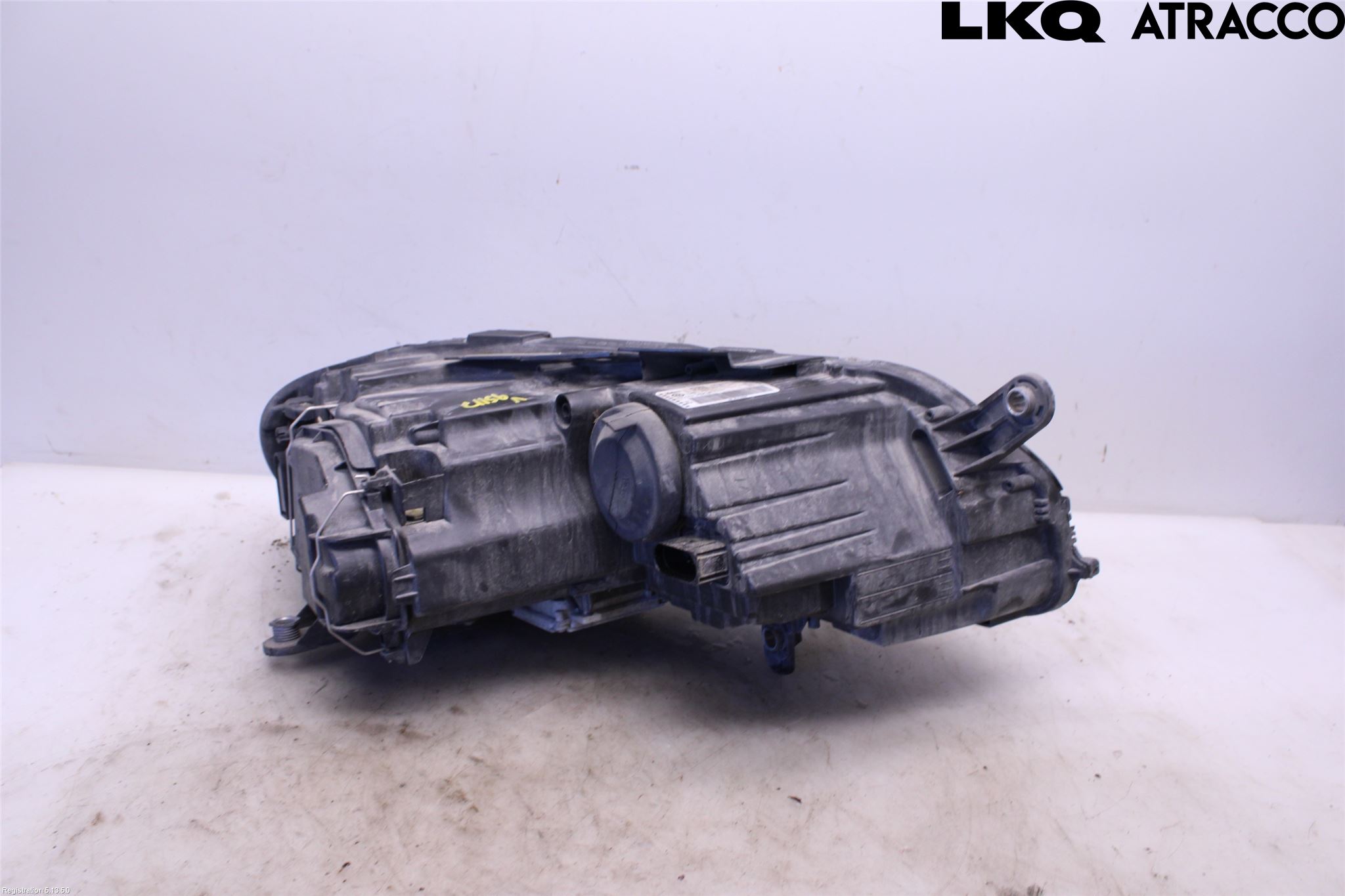 Volkswagen VW PASSAT 11-14 Frontlykt Venstre