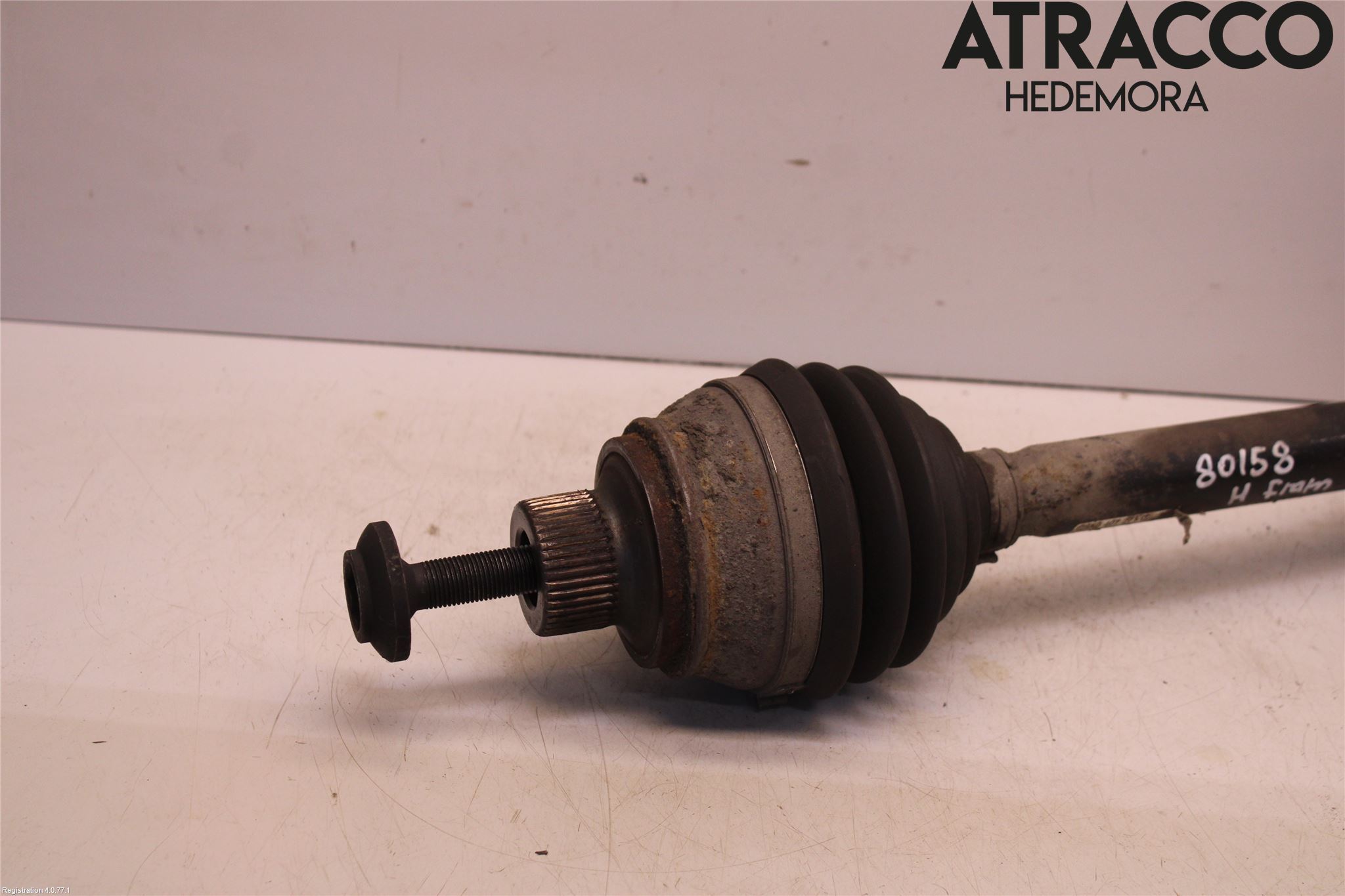 Audi A4/S4 08-11 Drivaksel Foran Kompl Høyre