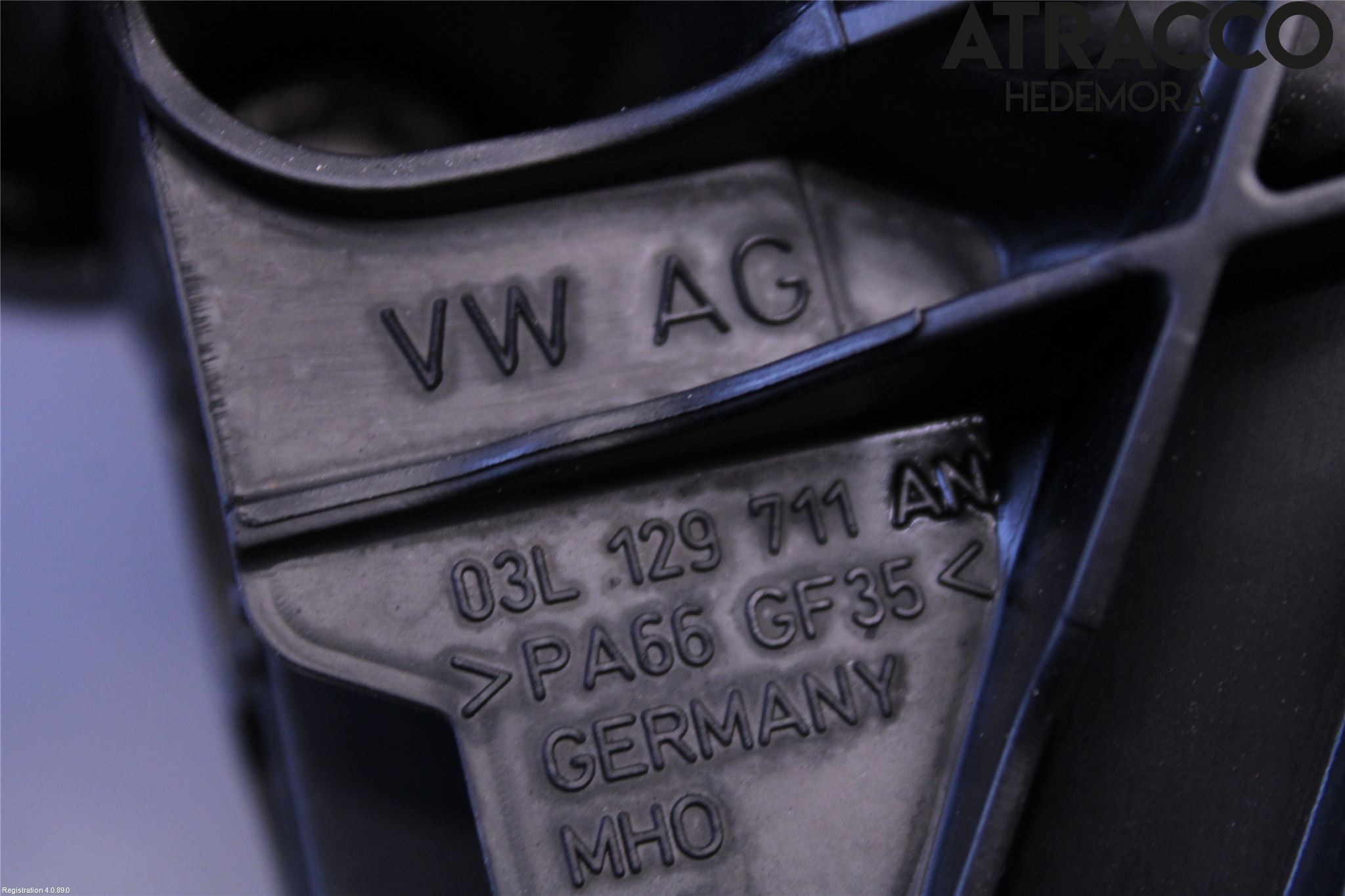 Volkswagen VW PASSAT 11-14 Innsugningsmanifold