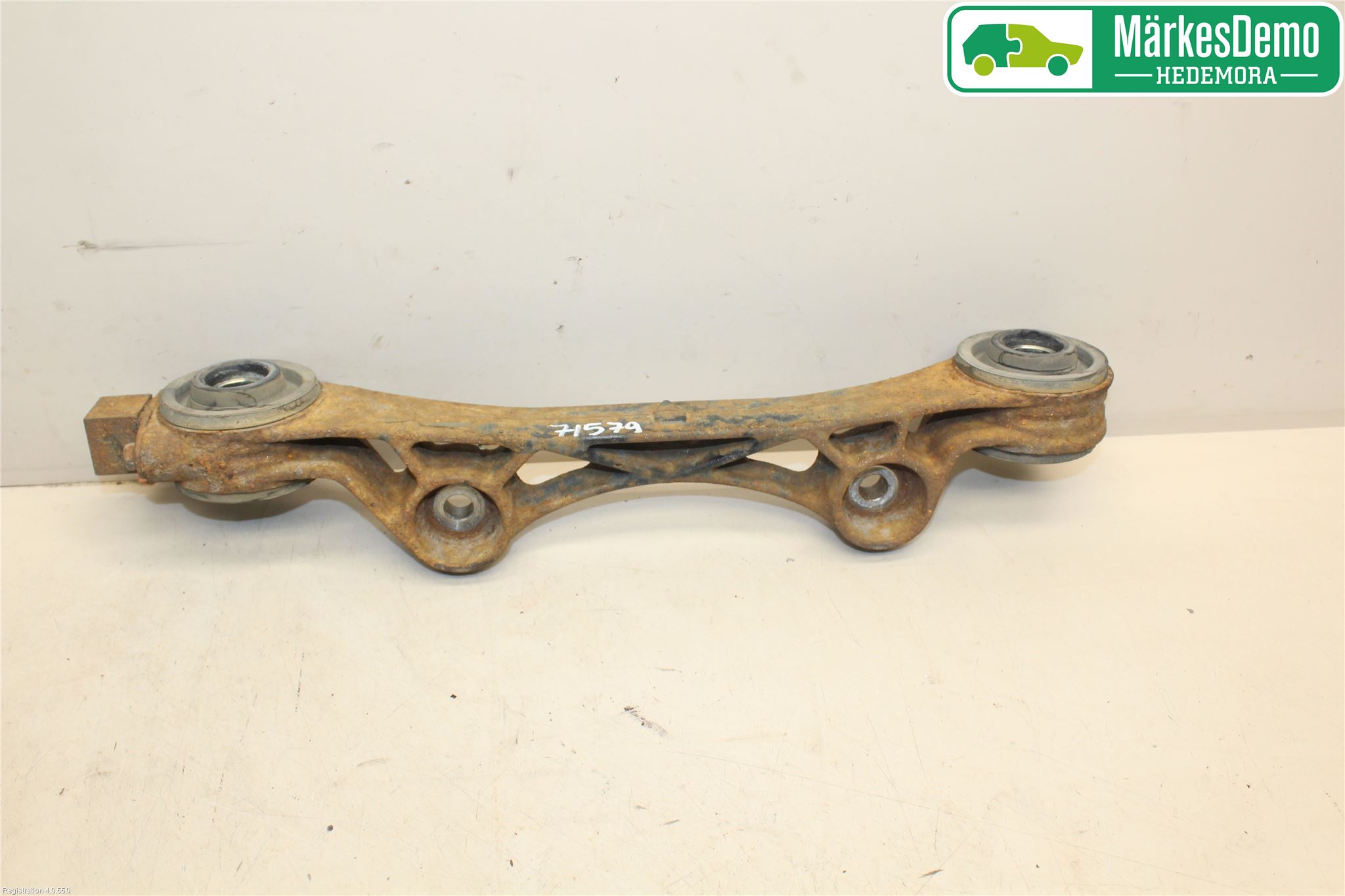 Toyota HI-ACE 06-12 Bakaksel Feste