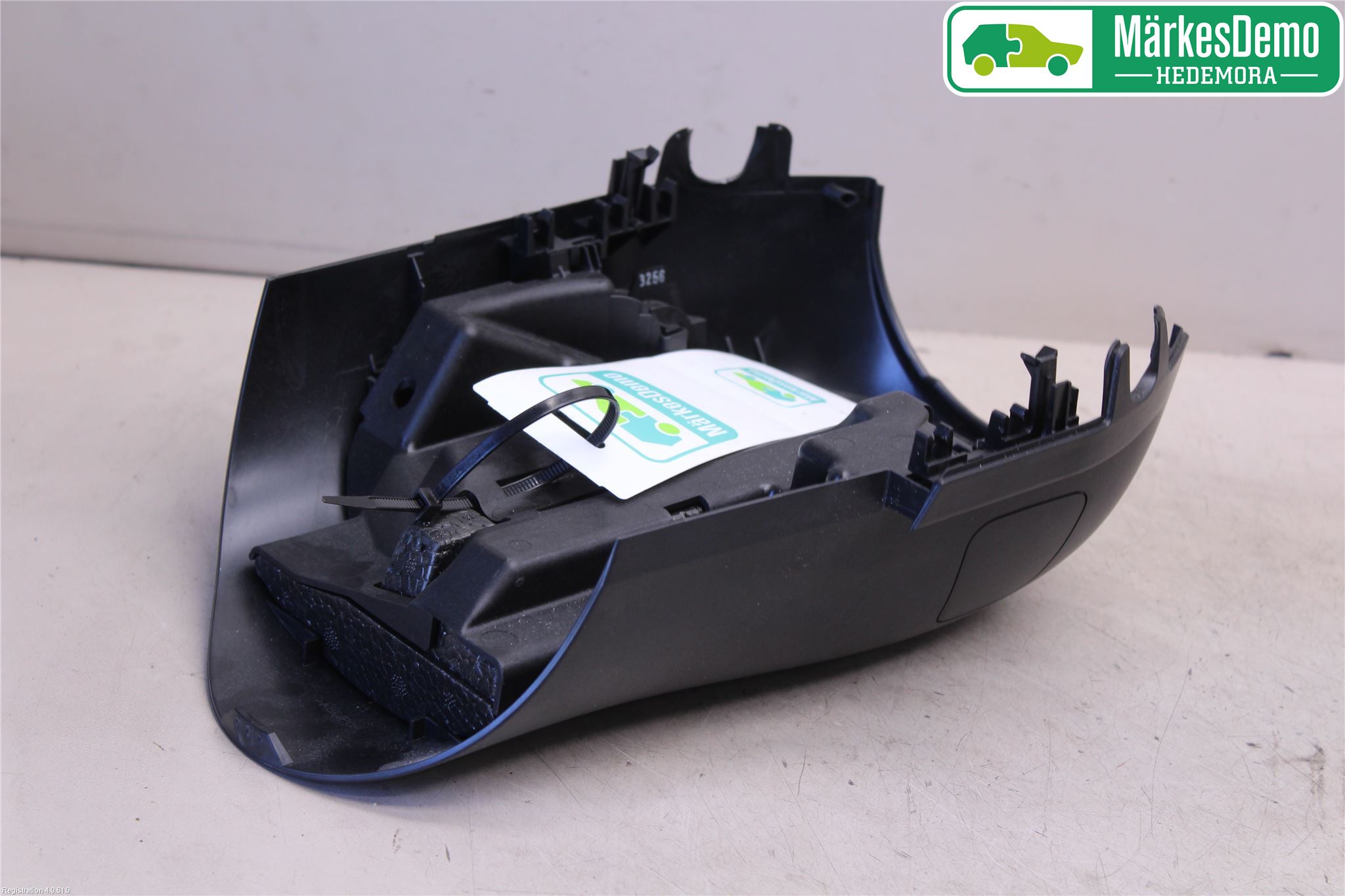 BMW 3 F30/F31/F80 12-19 Rattdeksel - Deksler