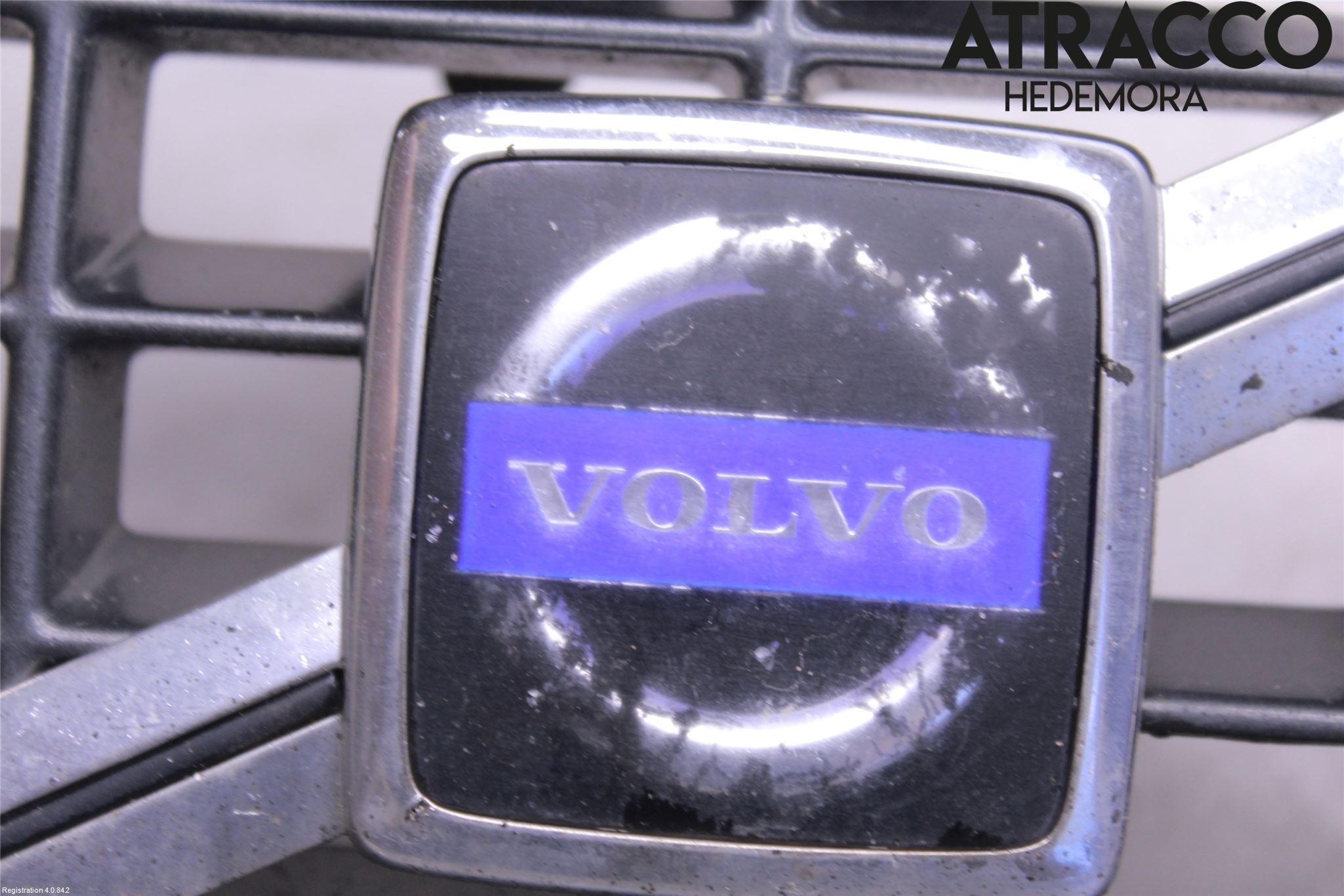 Volvo S60 01-04 Grill Komplett