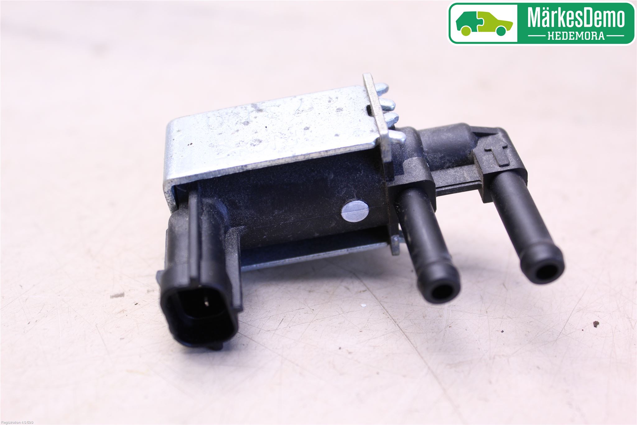 Suzuki SWIFT 11-16 Vacuumventil