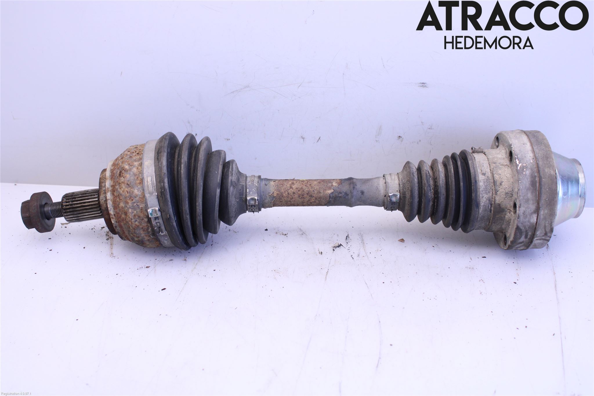 Volkswagen VW AMAROK 2H 10-22 Drivaksel Foran Kompl Venstre