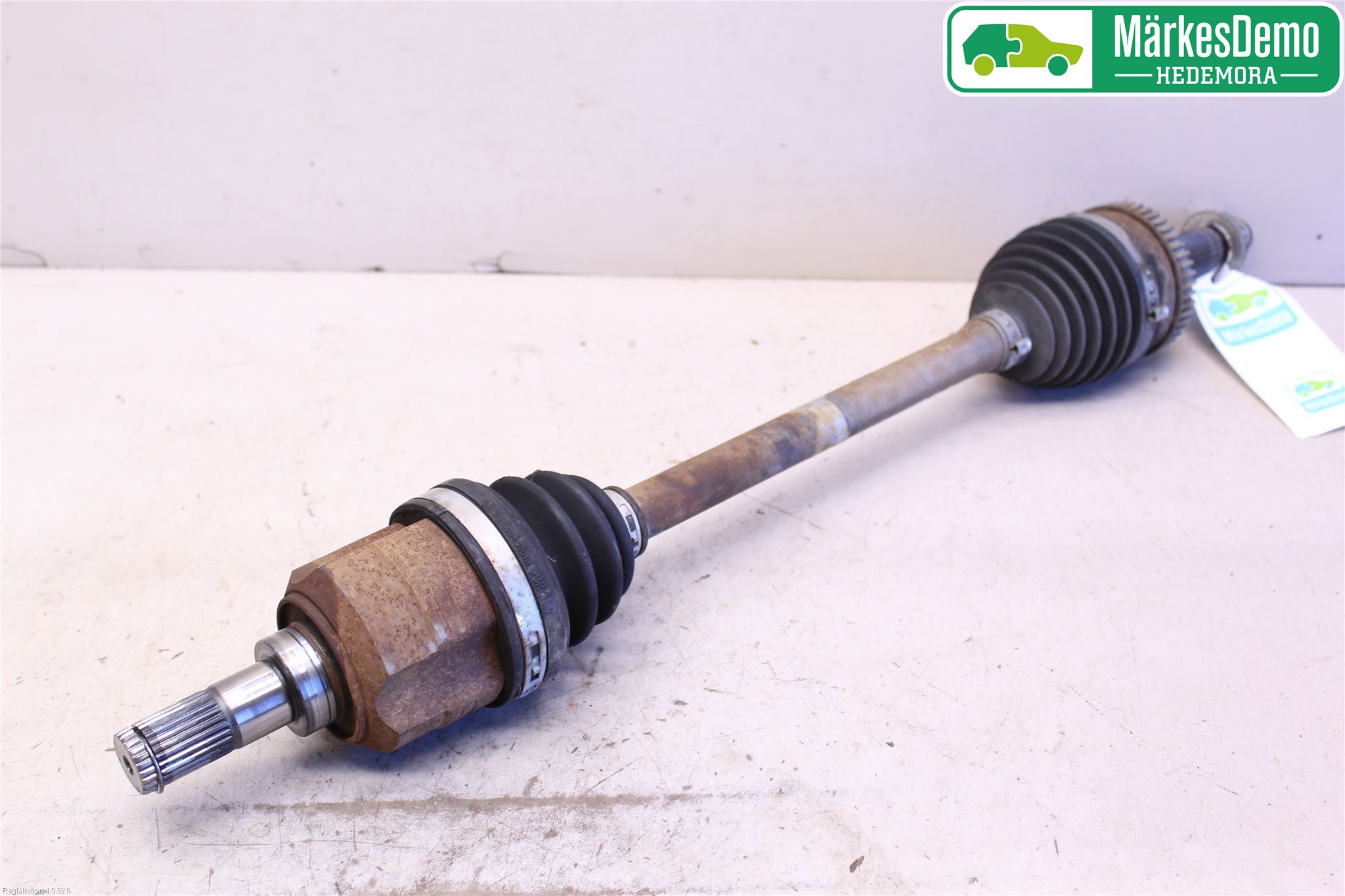 Kia SPORTAGE (SL) 11-15 Drivaksel Foran Kompl Venstre