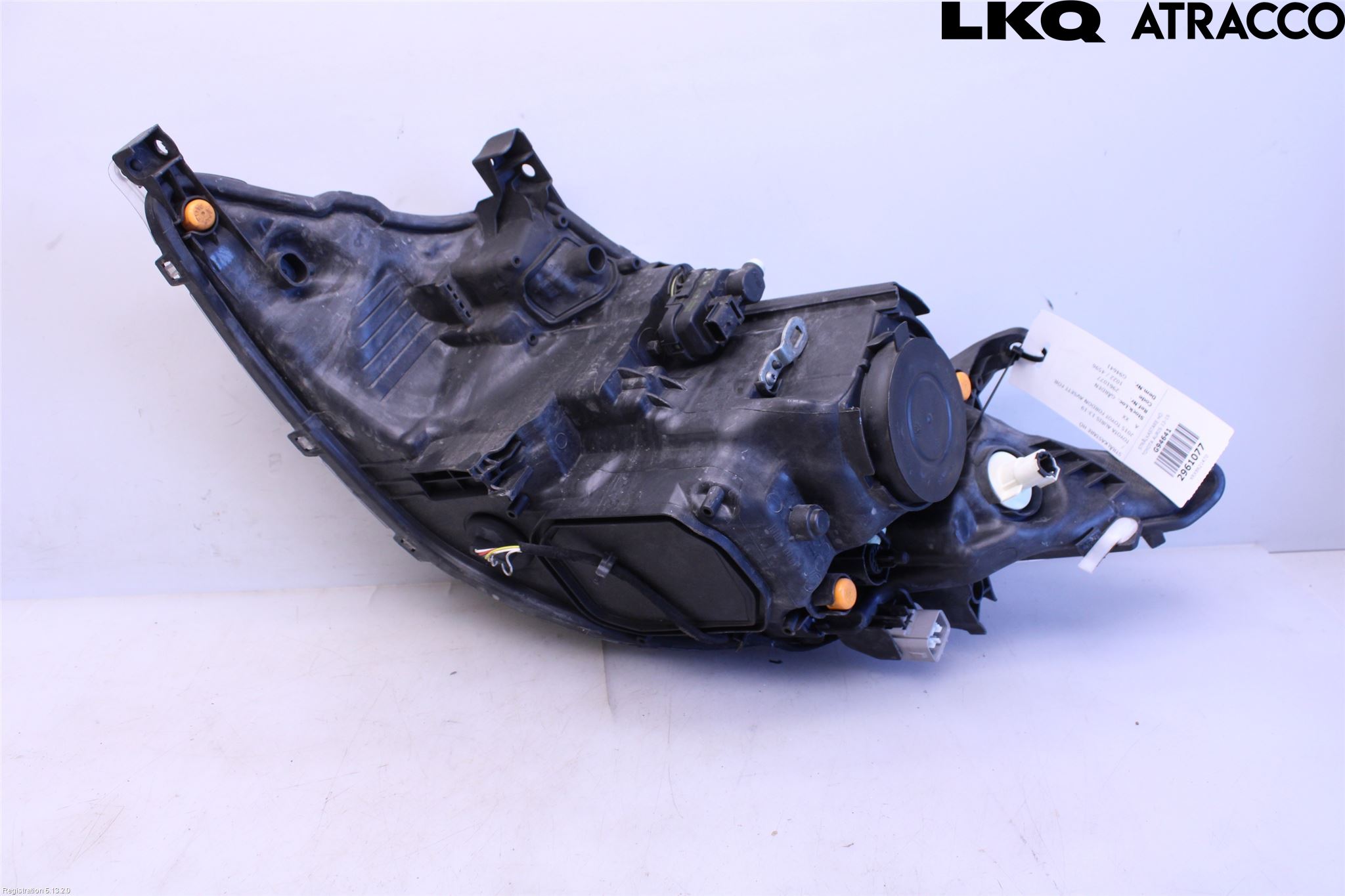 Toyota AURIS 13-19 Frontlykt Høyre