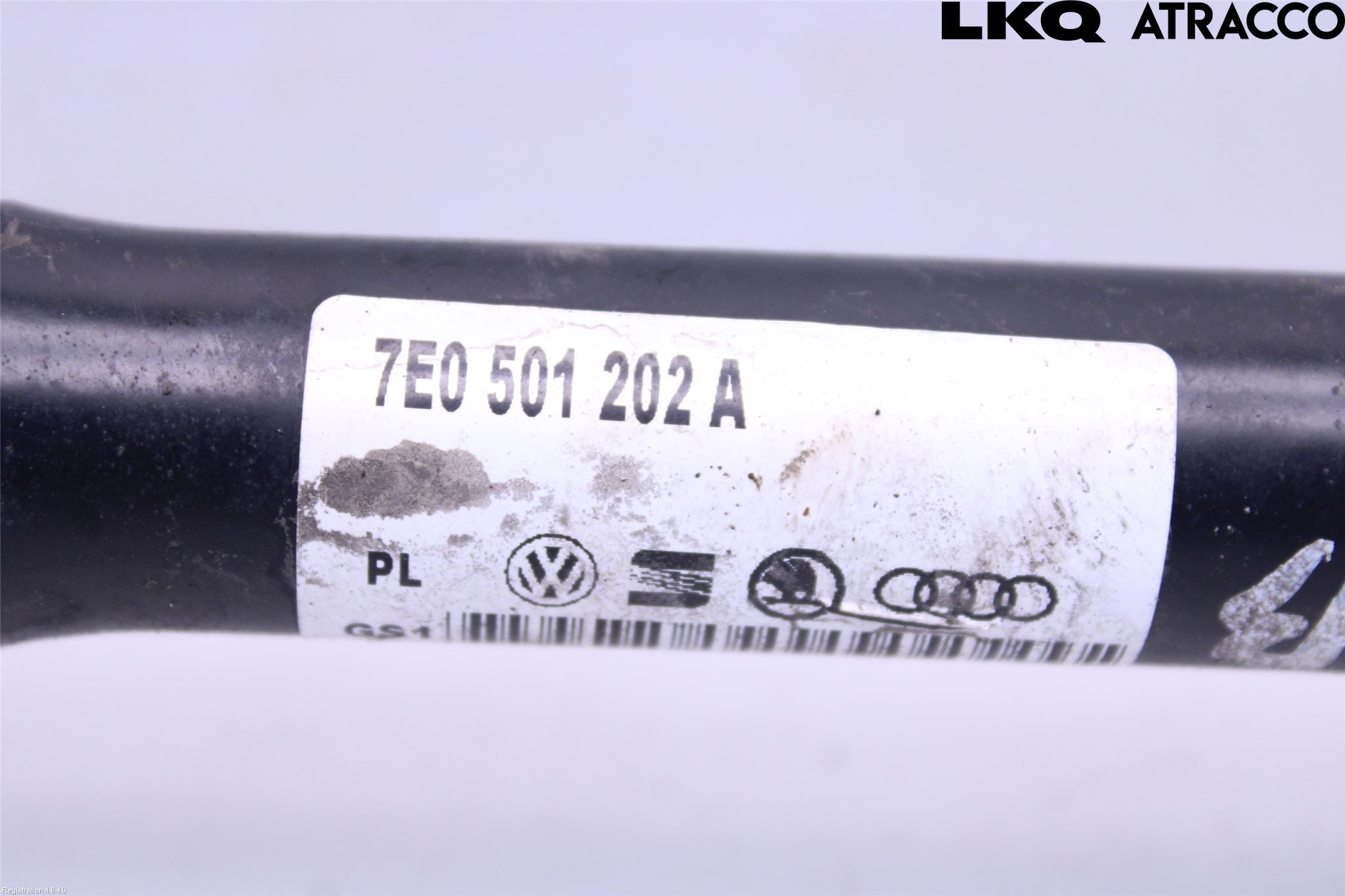 Volkswagen VW TRANSP/CARAVELLE (T7) 22-24 Drivaksel Bak Kompl Høyre