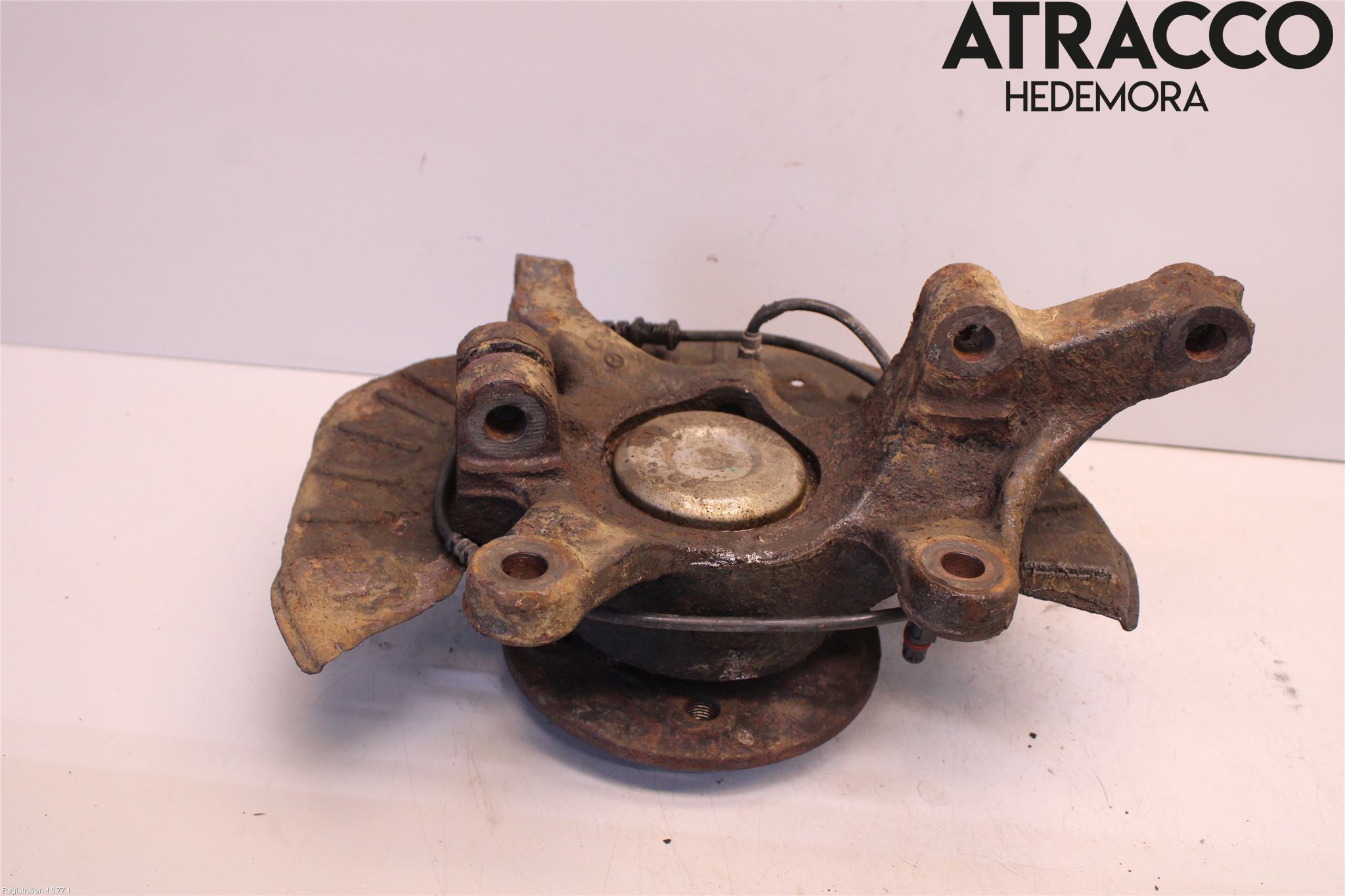Mercedes-Benz MB VITO/VIANO (W639) 04-14 Spindel Hf