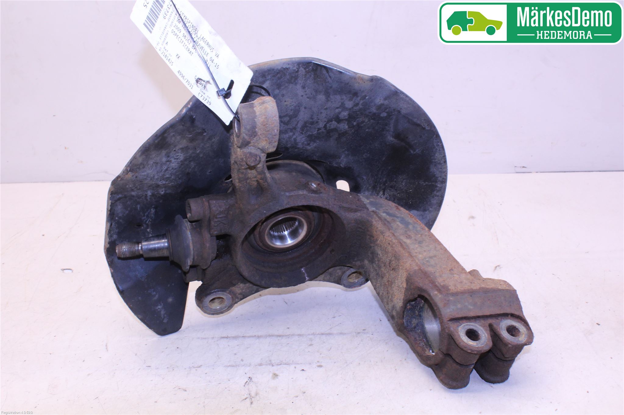 Volkswagen VW TRANSP/CARAVELLE (T5) 04-15 Spindel Vf
