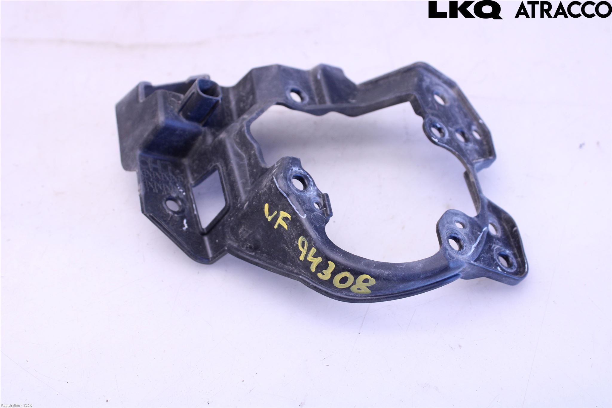 Mazda 3 III 14-19 Frontlykt Kurve-Tåkelys Ramme