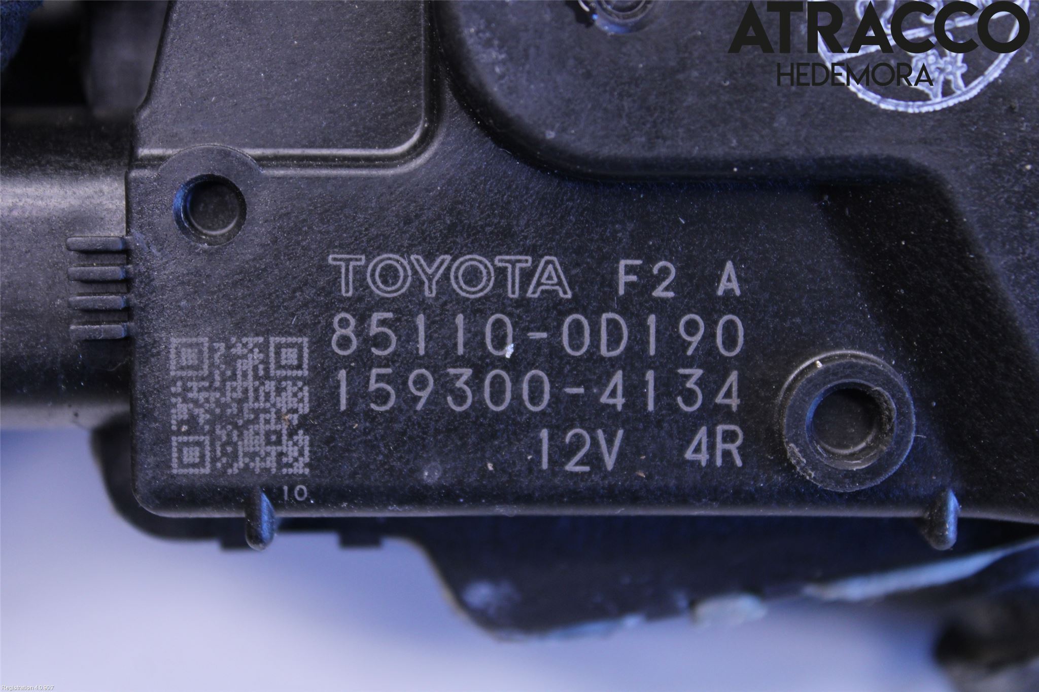 Toyota YARIS XP130 12-14 Viskermotor Frontrute