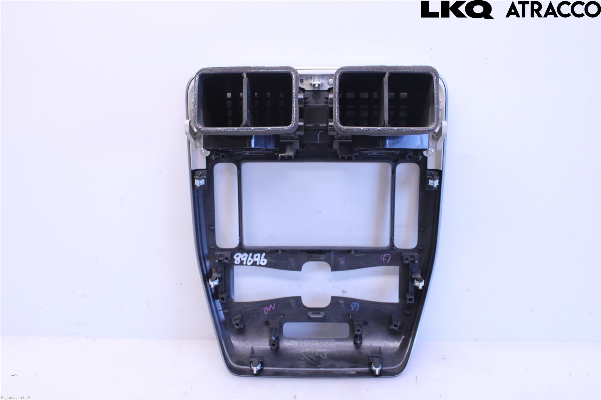 Nissan LEAF 11-17 Dashbord Kanal - Dyse