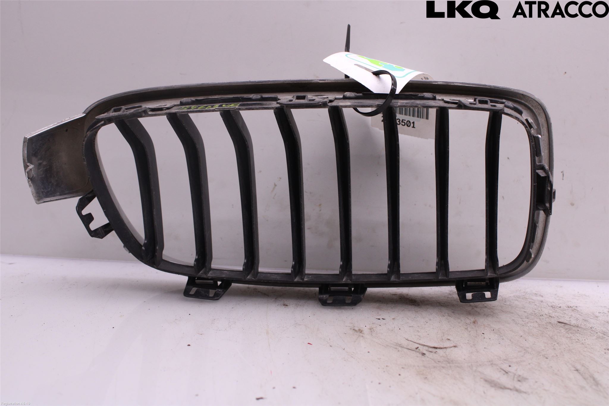 BMW 3 F30/F31/F80 12-19 Grilldel Venstre