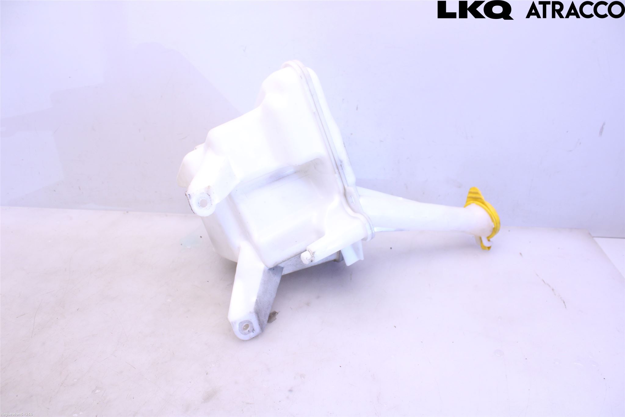 Toyota YARIS XP130 15-20 Spylerbeholder Frontrute