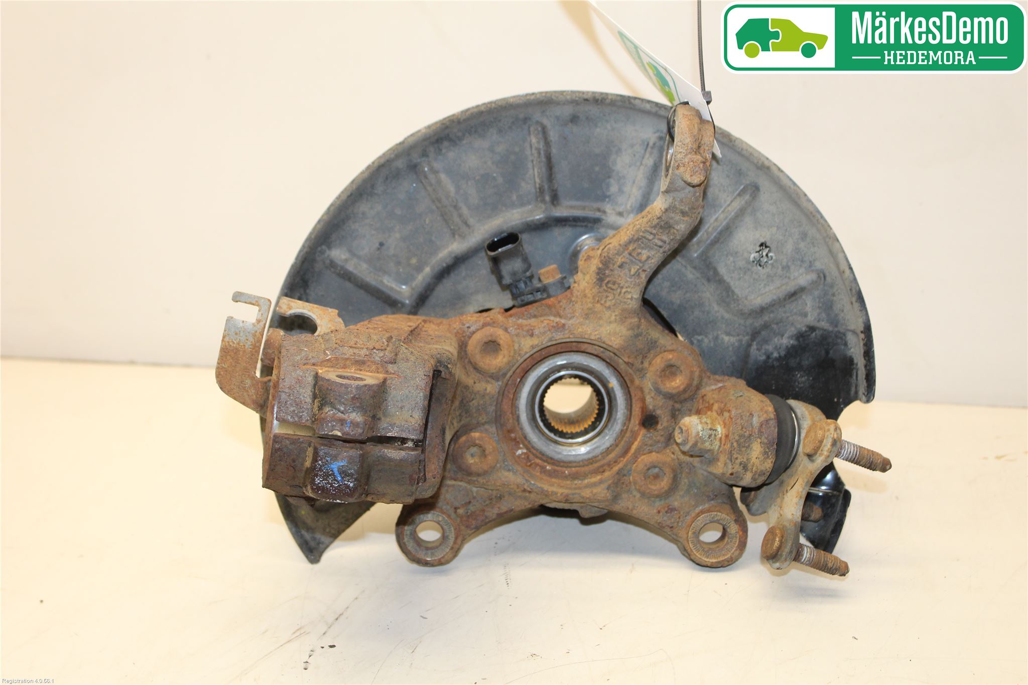 Volkswagen VW TOURAN 10-15 Spindel Hf