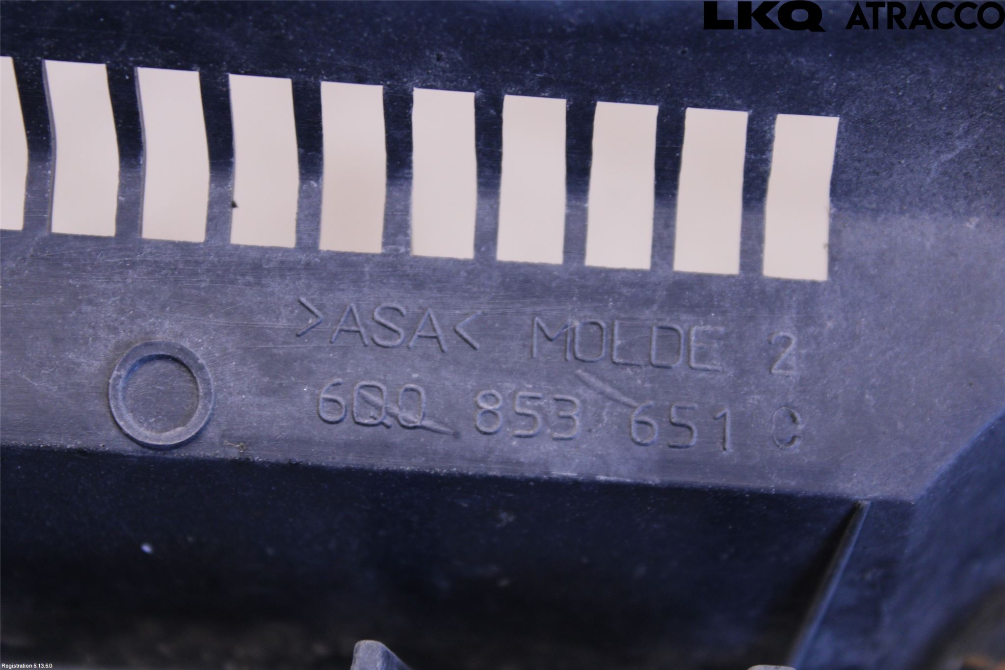 Volkswagen VW POLO 02-05 Grill Komplett